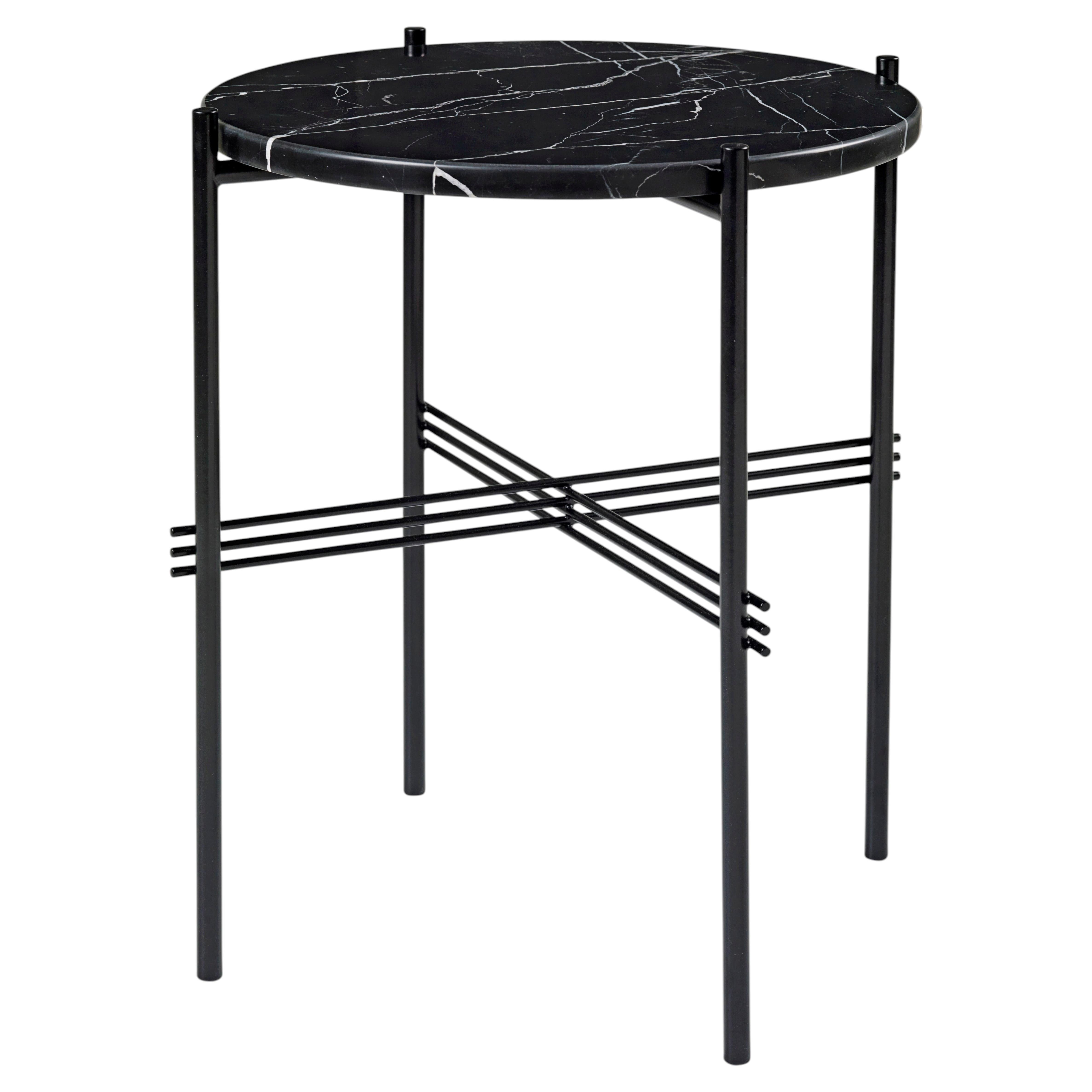 Mesa Gubi TS Coﬀee Base Negra - Redonda, Ø40 by GamFratesi en venta