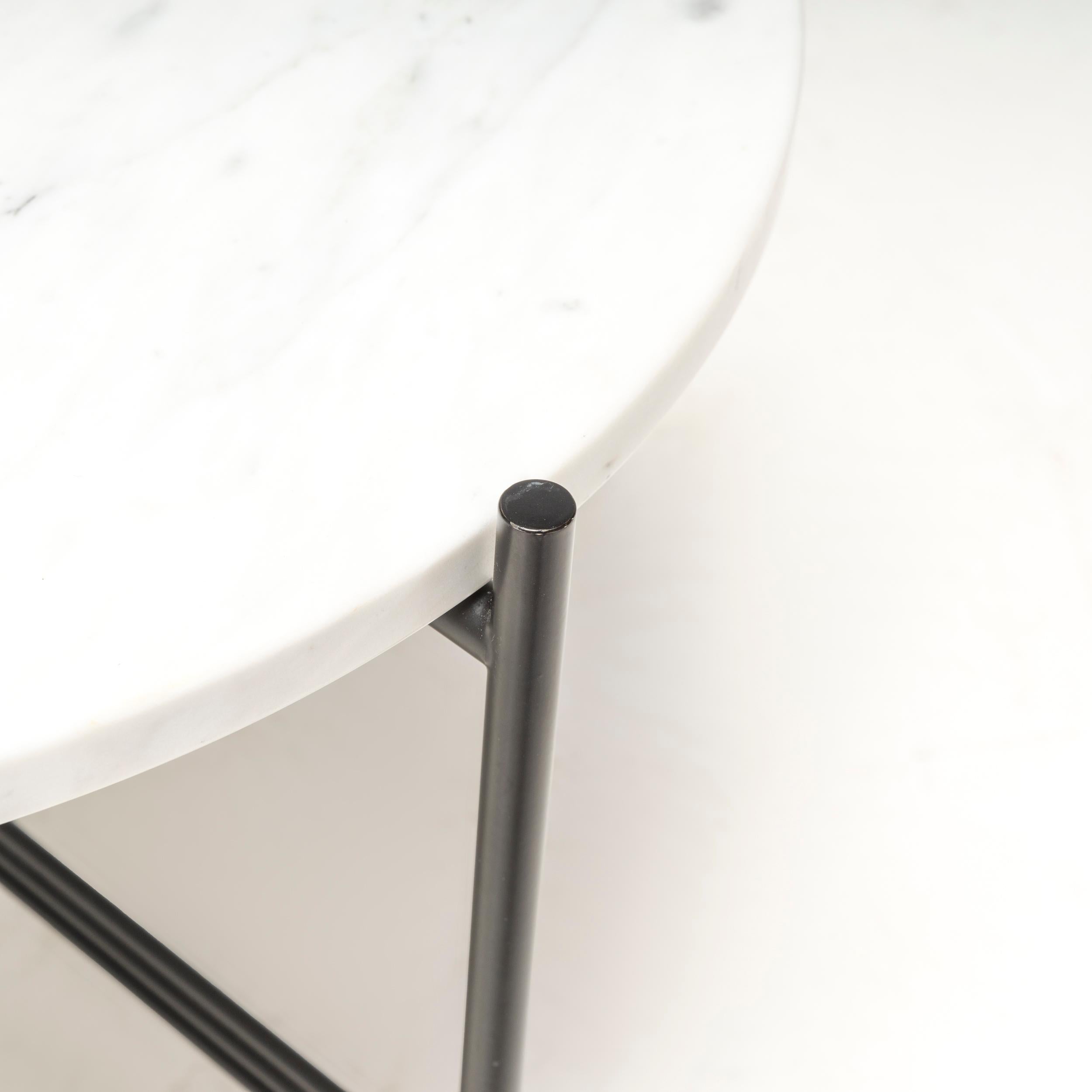XXIe siècle et contemporain Gubi Table basse TS en marbre blanc en vente