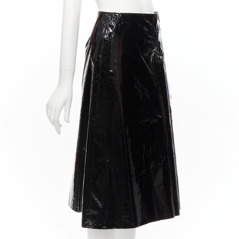 Black GUCCI 100% coated cotton vinyl silver buckle punk kilt pleated skirt IT38 XS For Sale