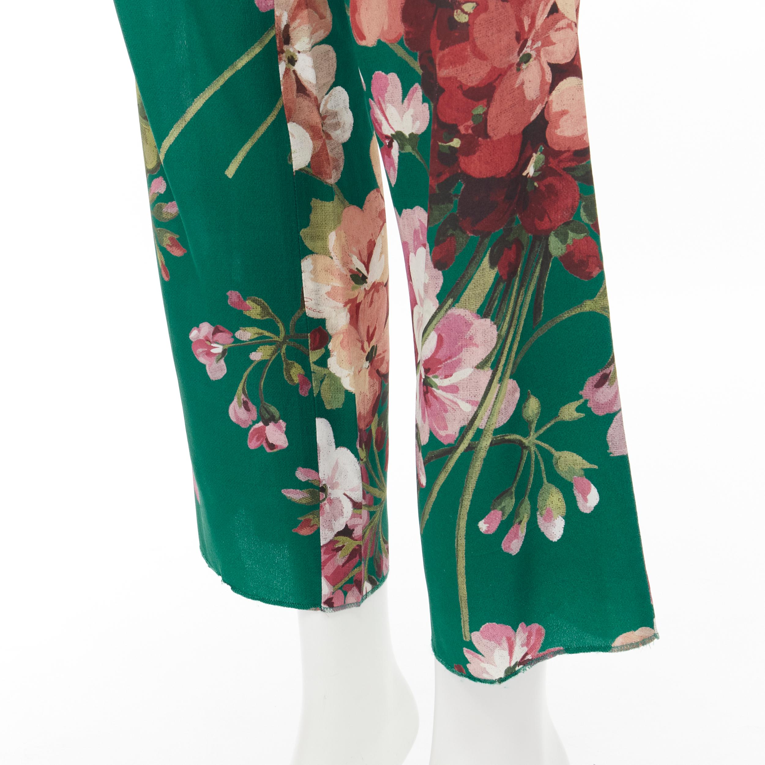 GUCCI 100% silk Blooms green pink floral print pajama pants IT36 XS In Excellent Condition For Sale In Hong Kong, NT