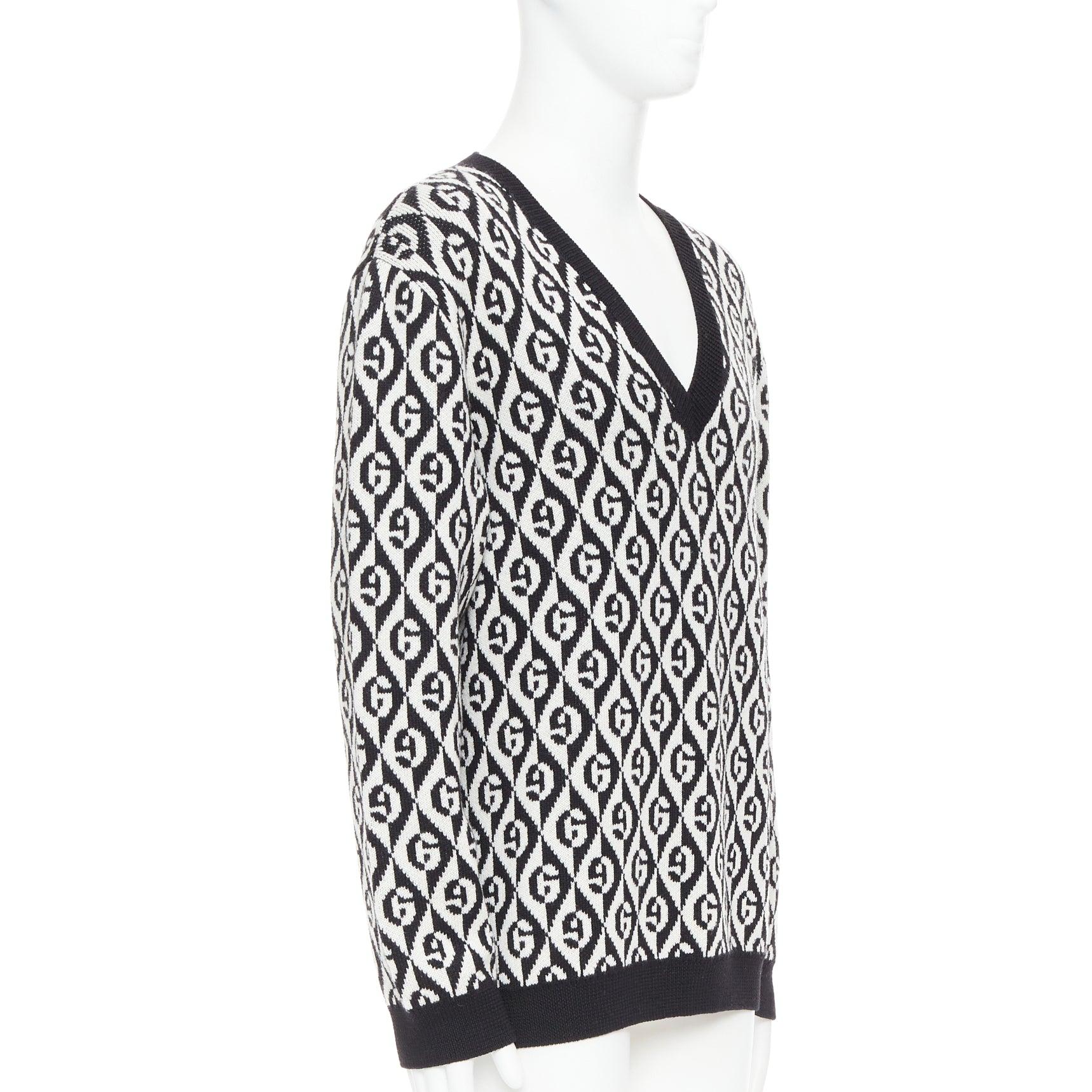 Black GUCCI 100% wool G Rhombus monogram black white intarsia sweater L For Sale
