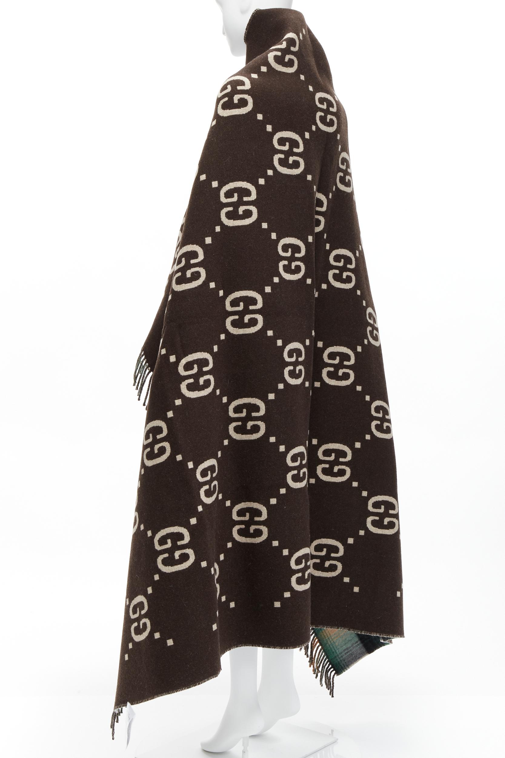 GUCCI 100% wool green red plaid tartan brown GG monogram blanket scarf For Sale 1