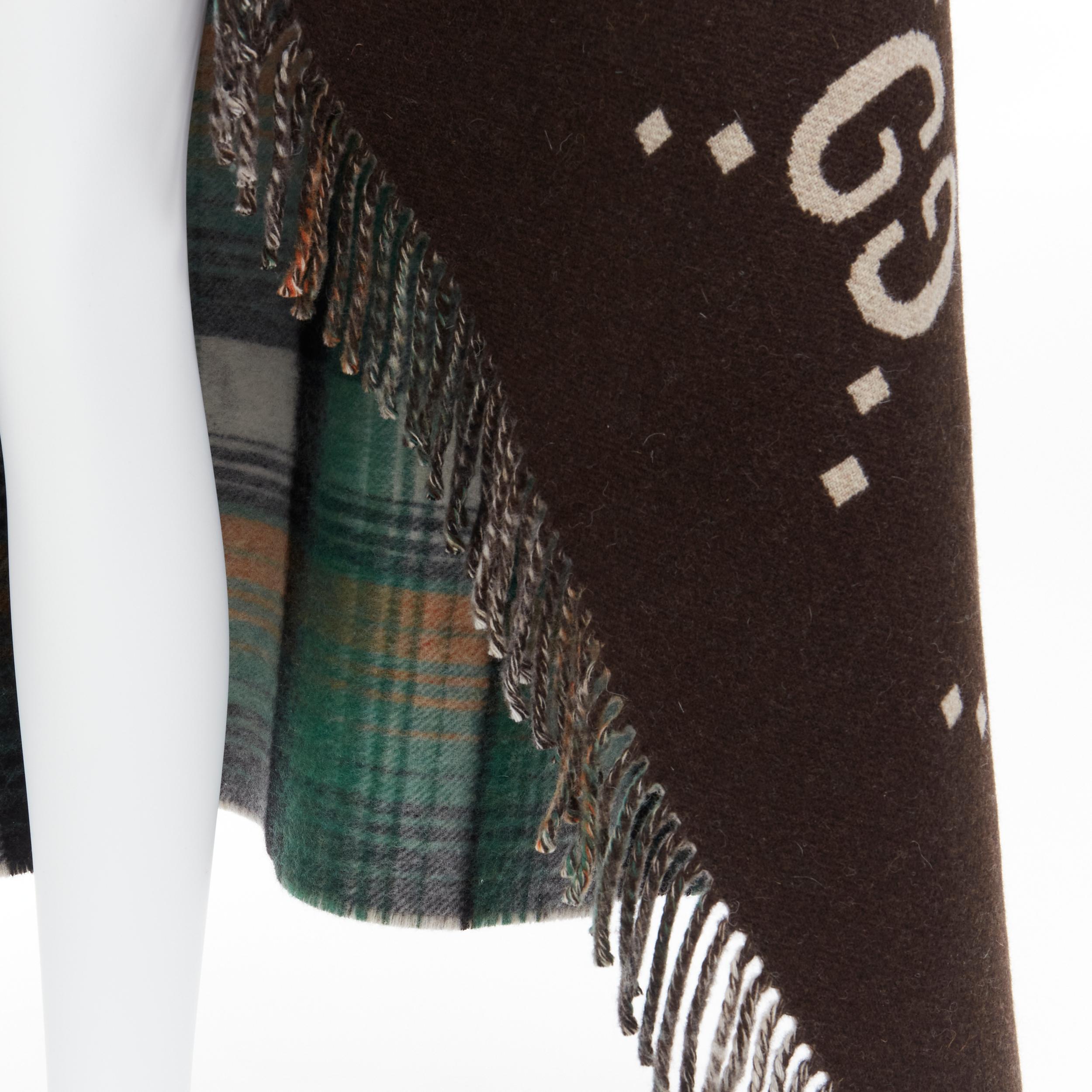 GUCCI 100% wool green red plaid tartan brown GG monogram blanket scarf For Sale 3