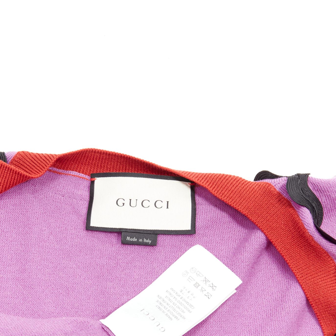 Gucci 100% laine violet rouge noir bordures ondulées cardigan cropped S en vente 4