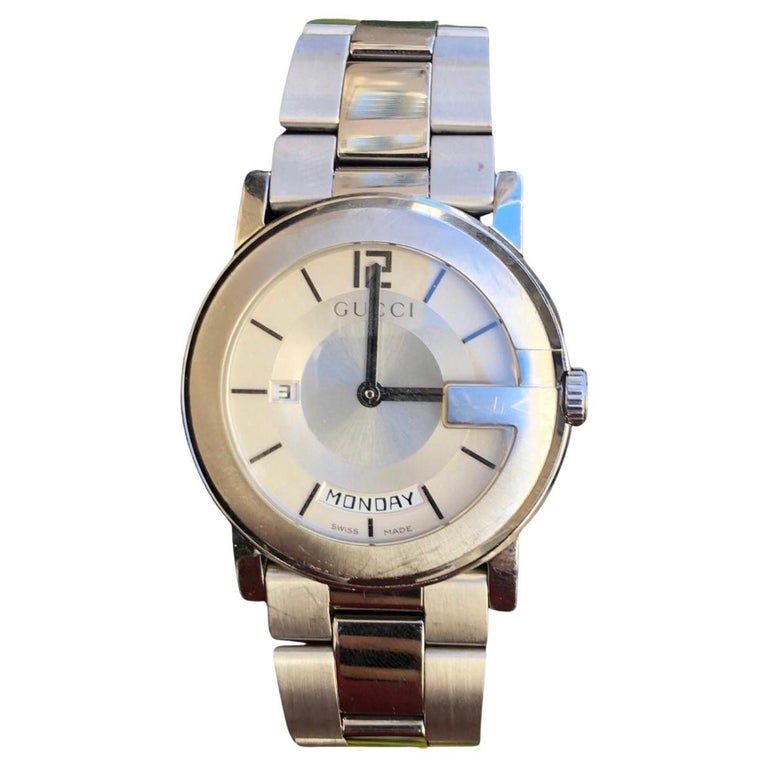 Gucci Quartz Ivory Dial Date Watch Tam N. MINT] 1995 Gucci Ivory Dial Date Quartz 9000L Watch SWISS  main image 4