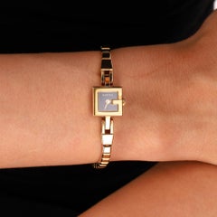 Reloj Gucci 102 «G» Mini chapado en oro de 18k