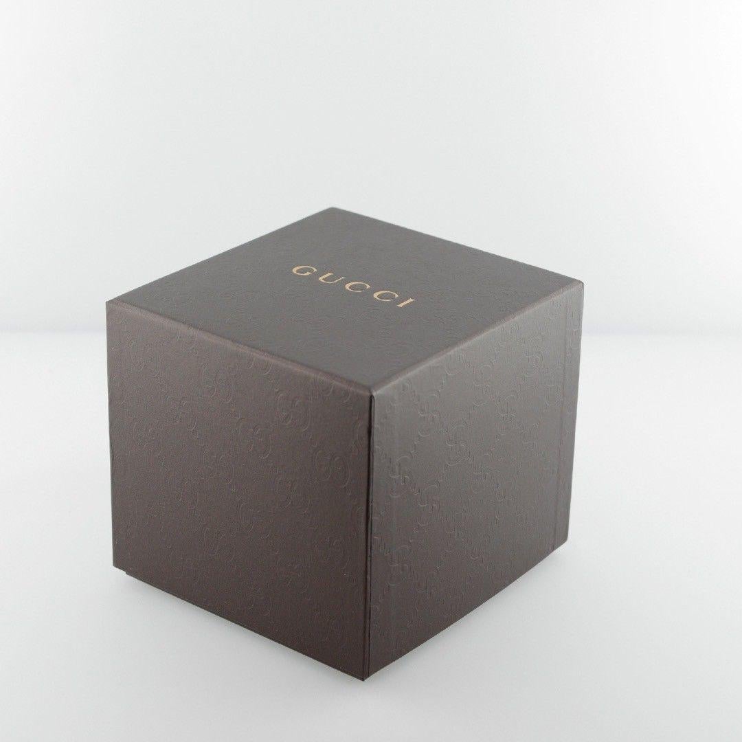 Gucci 112 YA112415 Stainless Steel and Diamonds Quartz Ladies Watch In New Condition In New York, NY