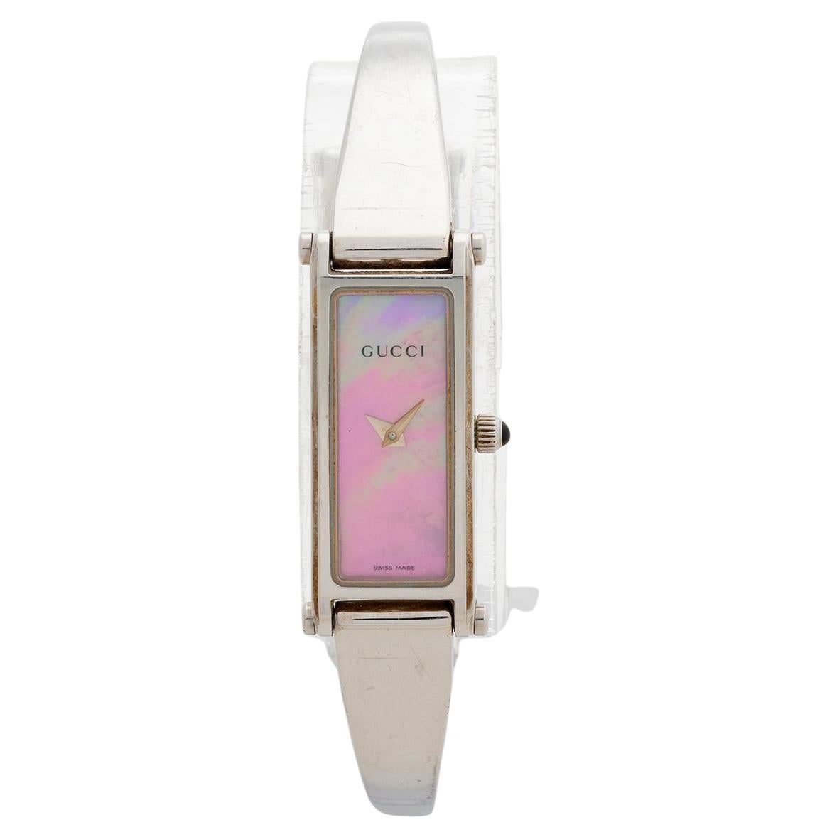 Our neo vintage quartz Gucci 1500L features a rarer polished stainless steel case with mother of pearl dial and medium size bracelet, to fit a wrist to c. 155mm. Presented in excellent condition with some signs of use overall, to be expected given