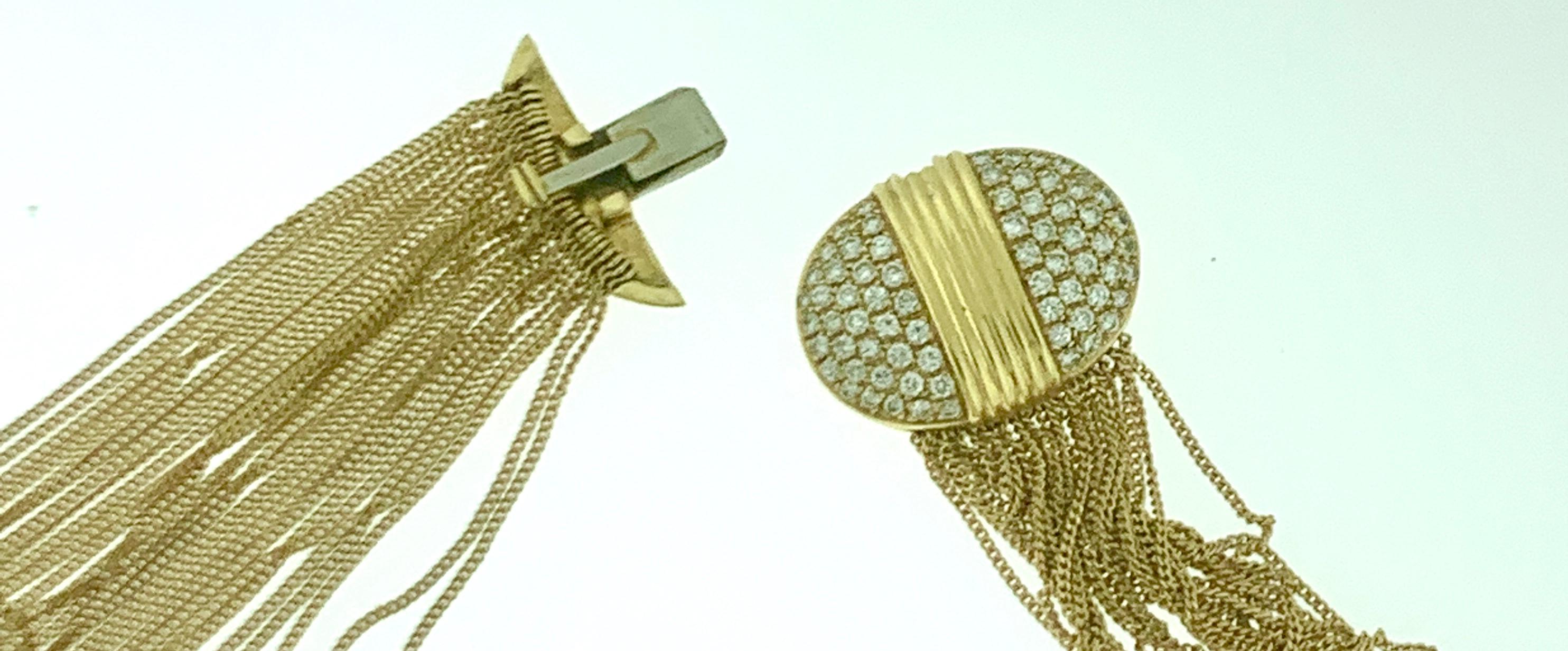 Gucci 18 Karat Gold Mehrstrangige lange Lariat-Halskette mit Diamantverschluss, antik Damen im Angebot