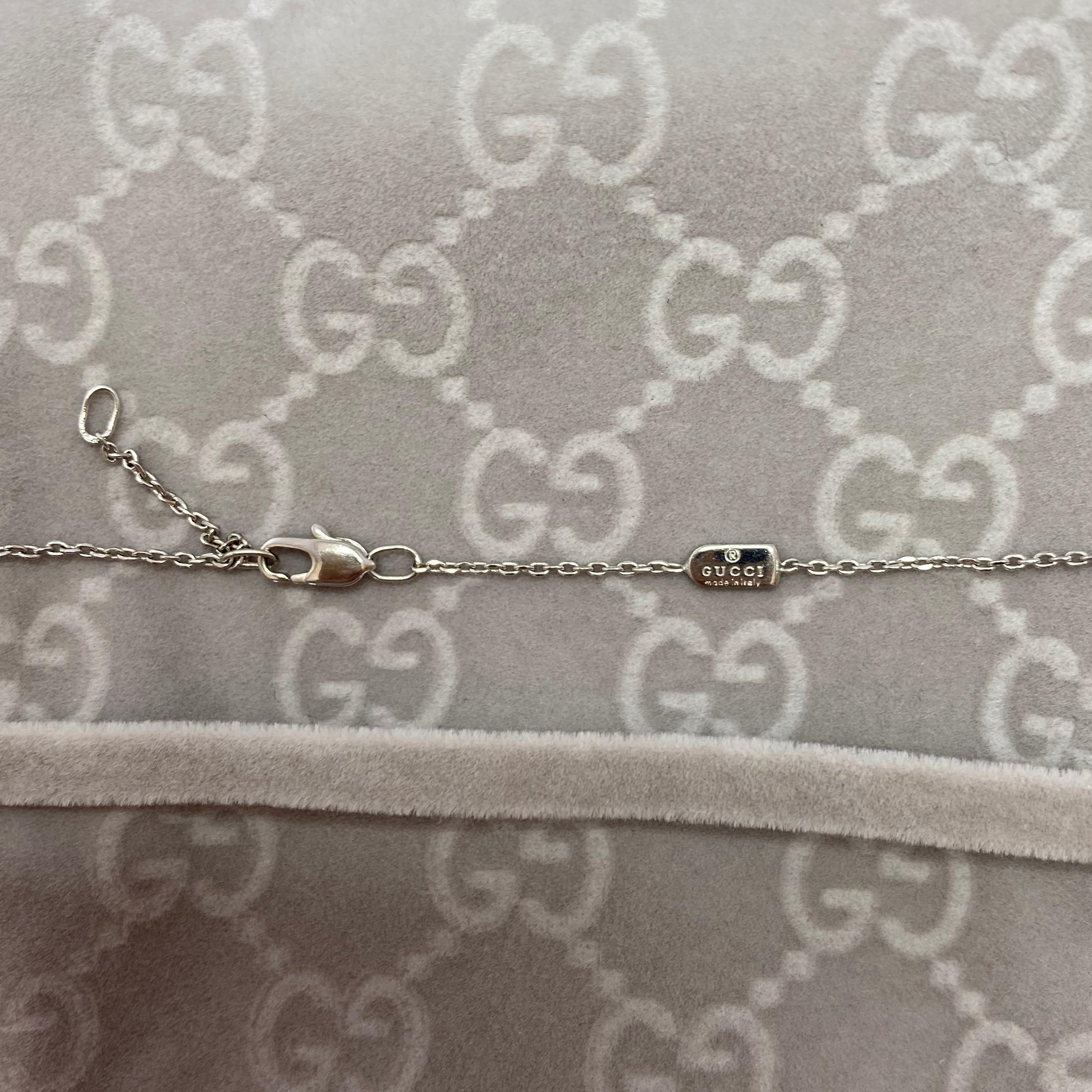 Gucci 18 Karat White Gold Diamond Icon Ring Pendant Necklace with Box In Excellent Condition In Birmingham, GB
