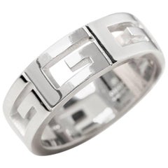 Gucci 18 Karat White Gold G Logo Men's Band Ring