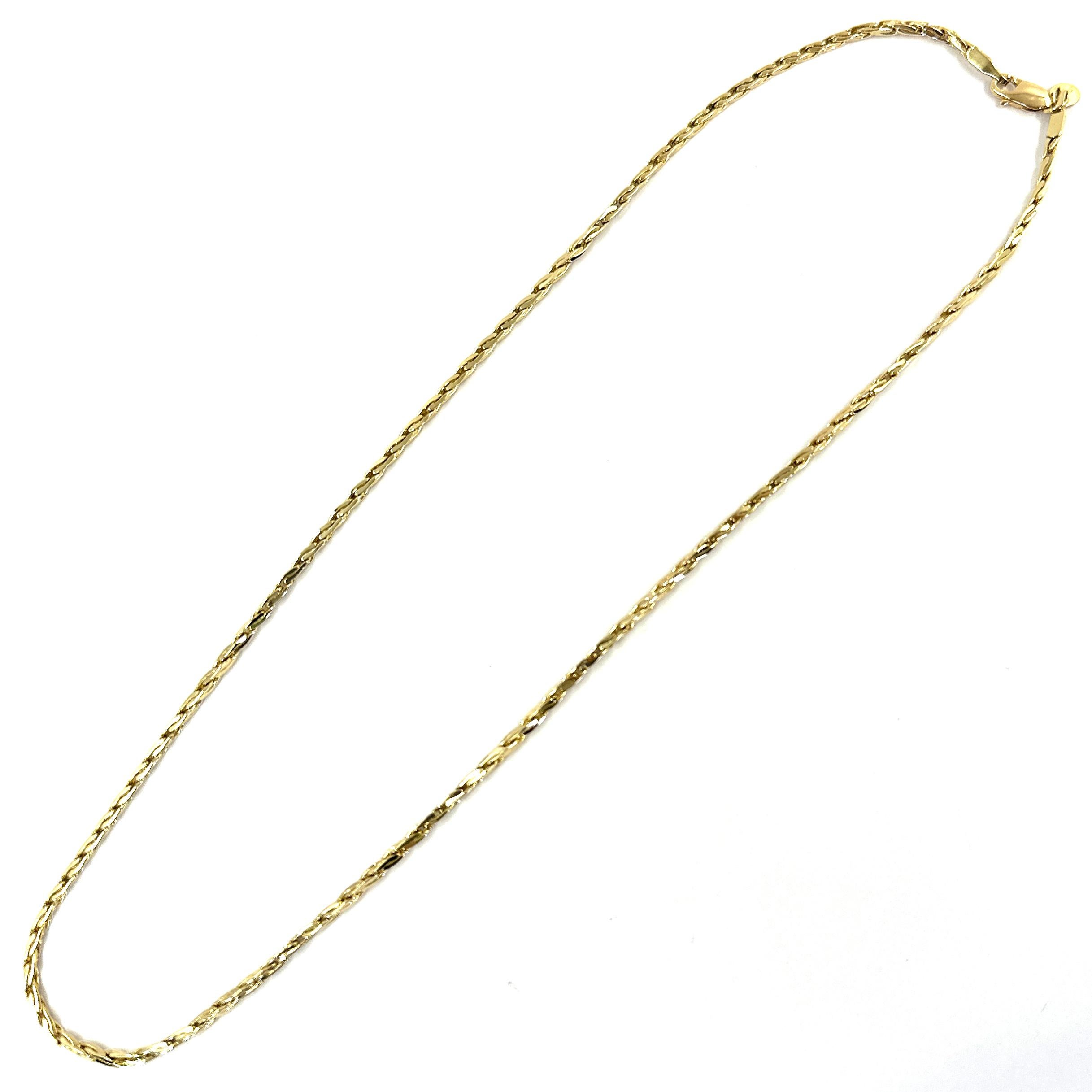 Gucci 18 Karat Yellow Gold Chain In Good Condition For Sale In Coral Gables, FL
