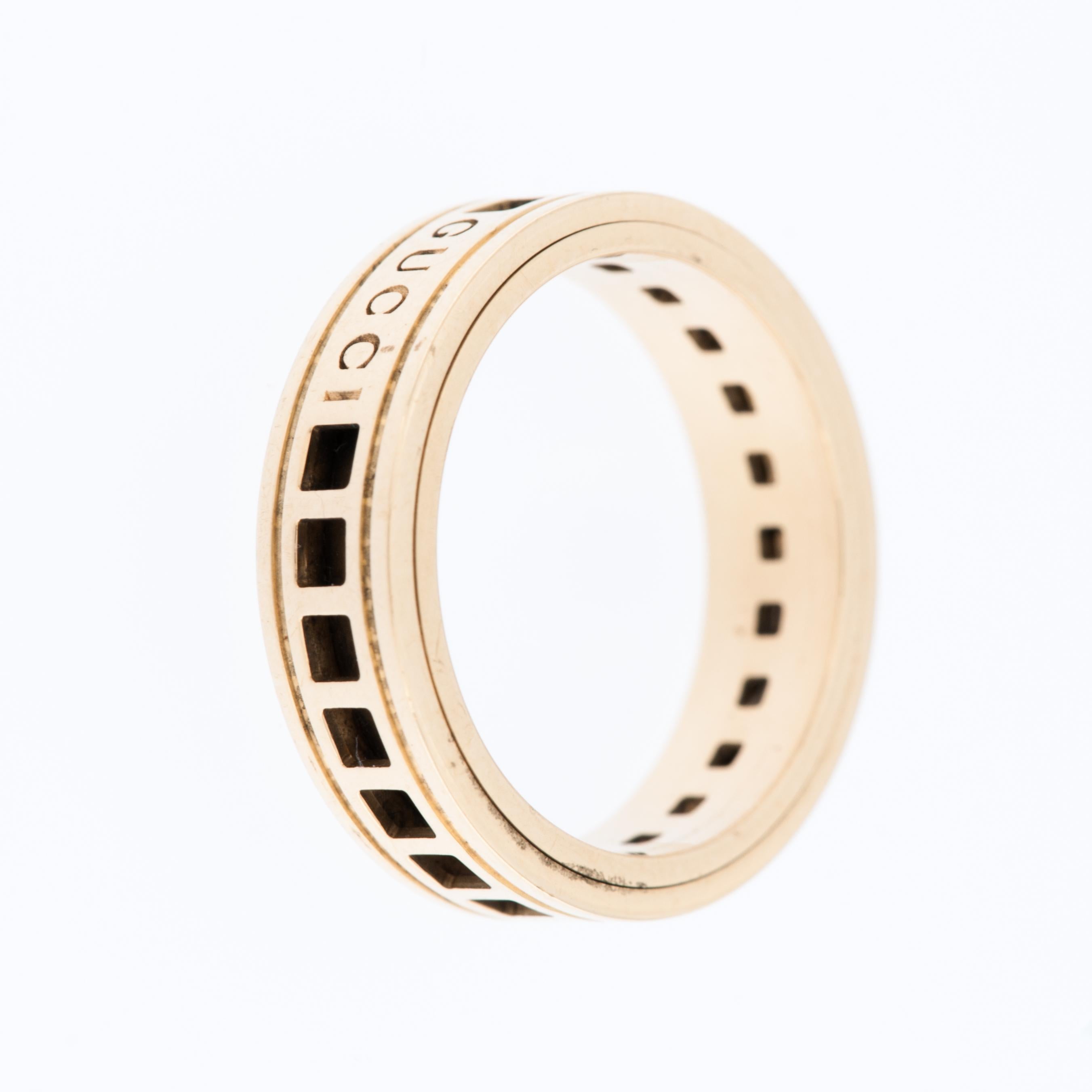Contemporary Gucci 18 karat Yellow Gold Scroll Band Ring