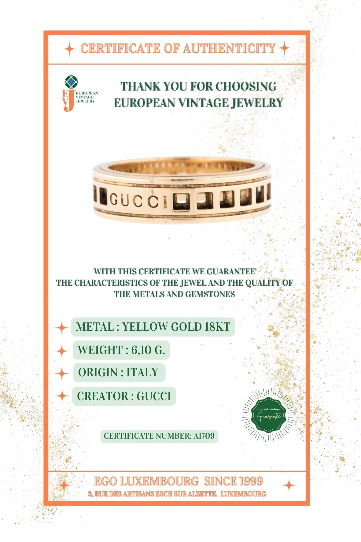 Gucci 18 karat Yellow Gold Scroll Band Ring 2