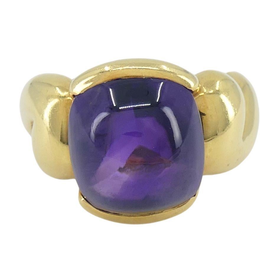 Taille cabochon Gucci Bague en or 18k avec améthyste 6.5 en vente