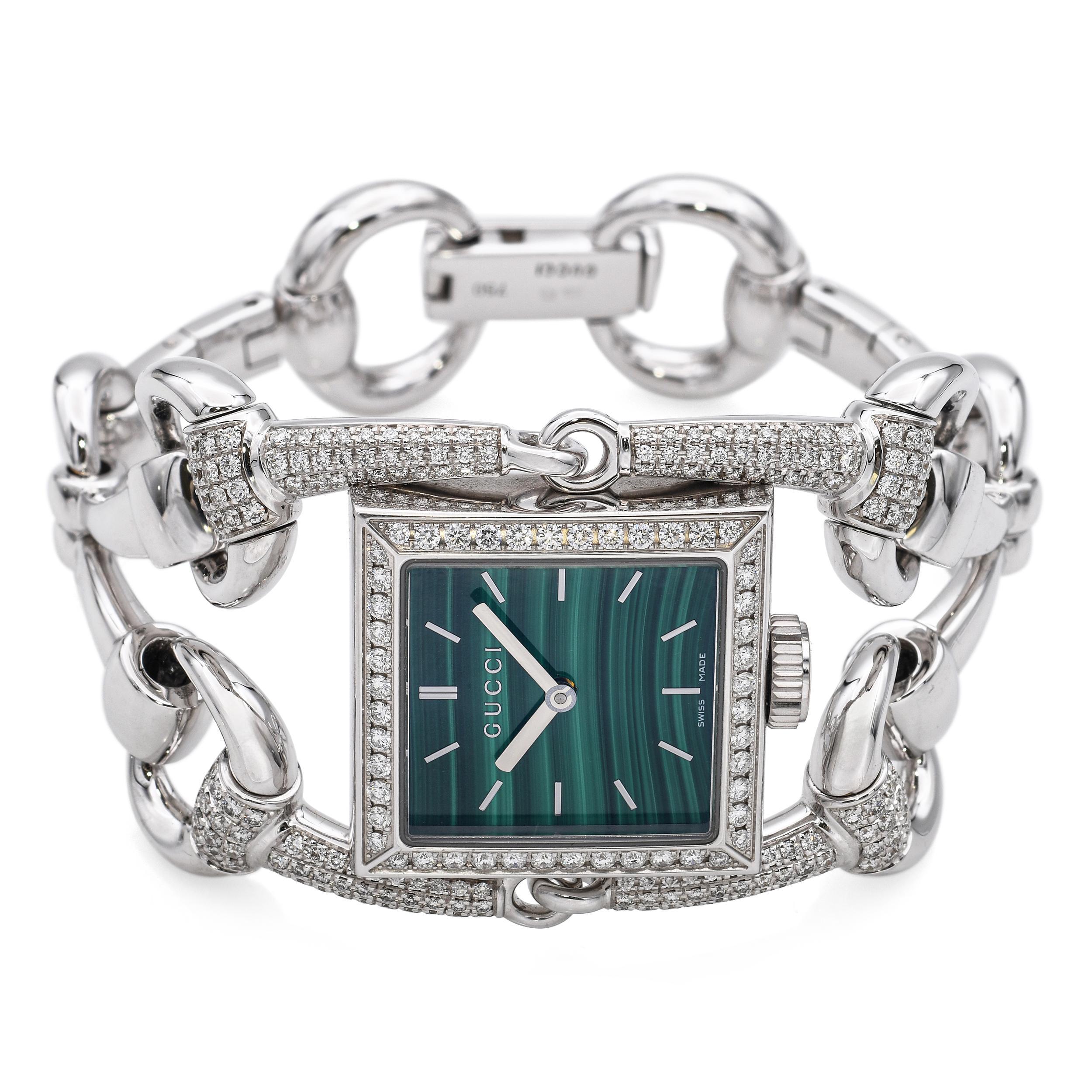 Orologio Gucci da donna in oro bianco 18k 116 Signoria con diamanti incastonati YA116306 In condizioni ottime in vendita a New York, NY