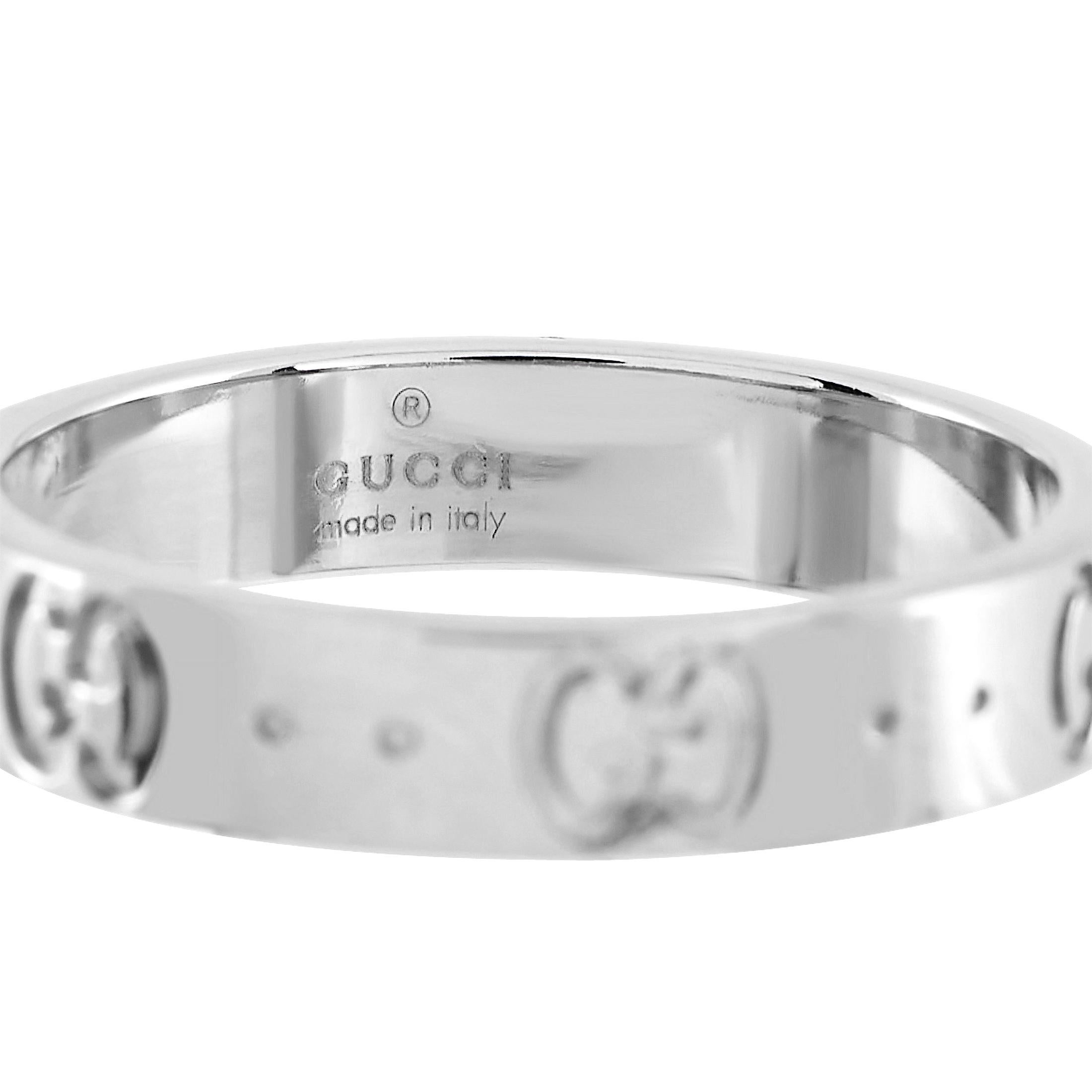 Women's or Men's Gucci 18K White Gold Band Ring For Sale