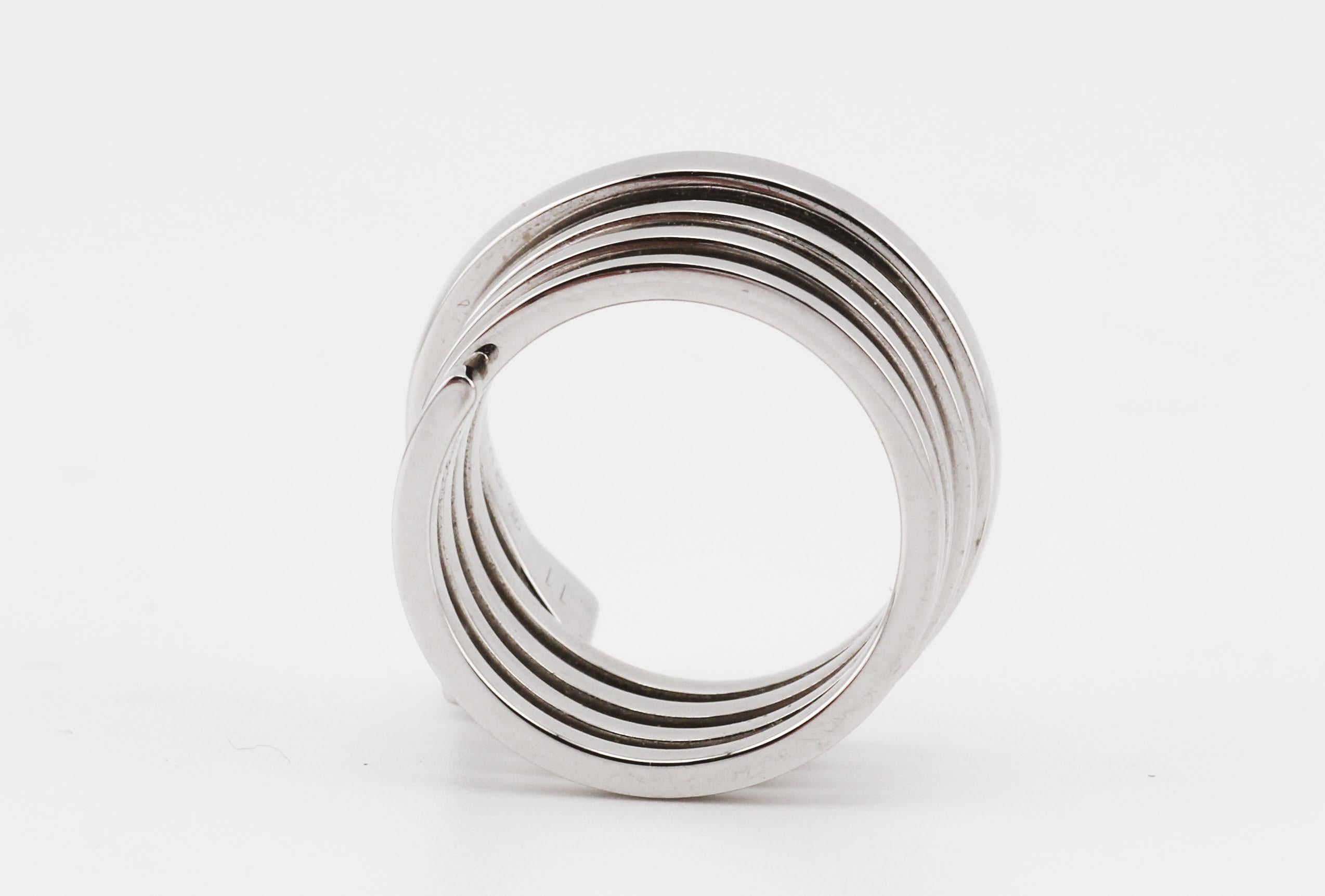 Gucci Anello Chiodo in oro bianco 18k misura 5,5 in vendita 2