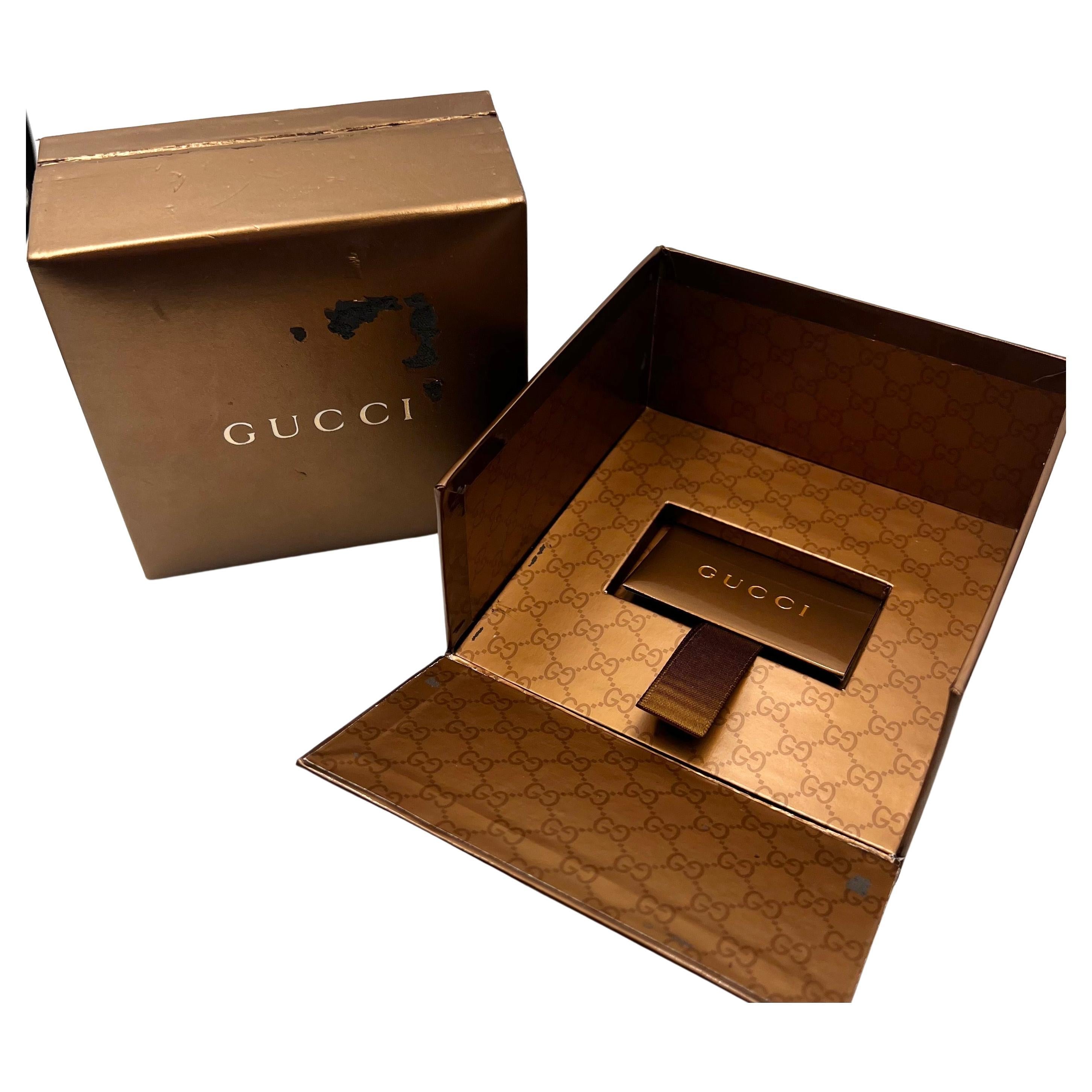 Women's Gucci 18k White Gold Diamond Hoop Earrings For Sale