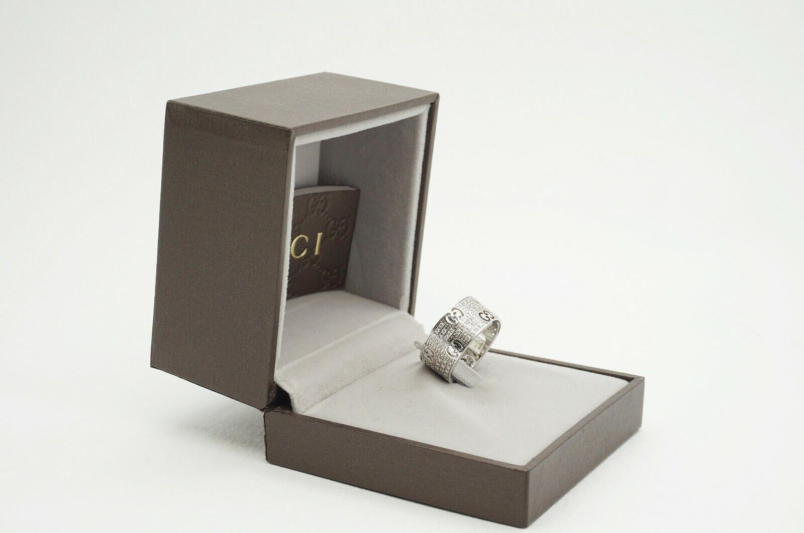 Round Cut Gucci 18K White Gold Icon Stardust Diamond Band Ring Size 6.5, 8.9g For Sale