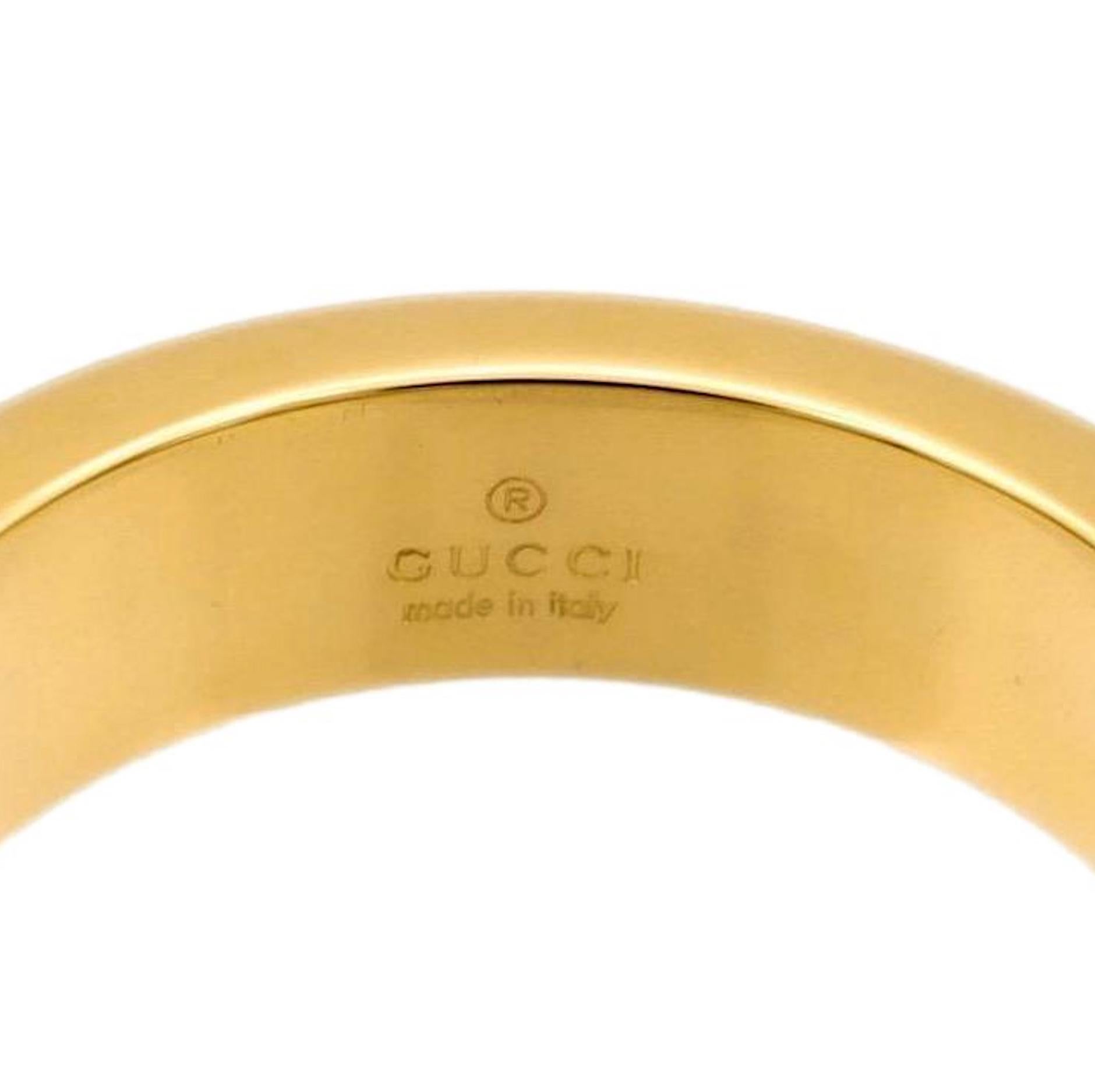 GUCCI 18K Yellow Gold Cabochon Garnet 5mm Band Ring For Sale 1