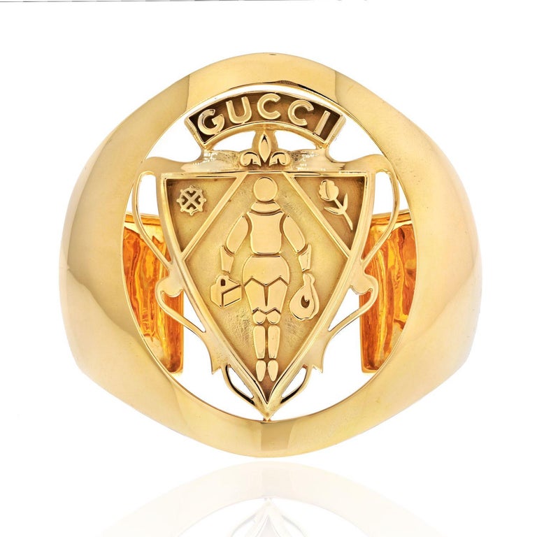 Gucci 18K Yellow Gold Coat of Arms Crest Cuff Bracelet For Sale at 1stDibs  | gucci coat of arms, vanderbilt coat of arms, vanderbilt crest