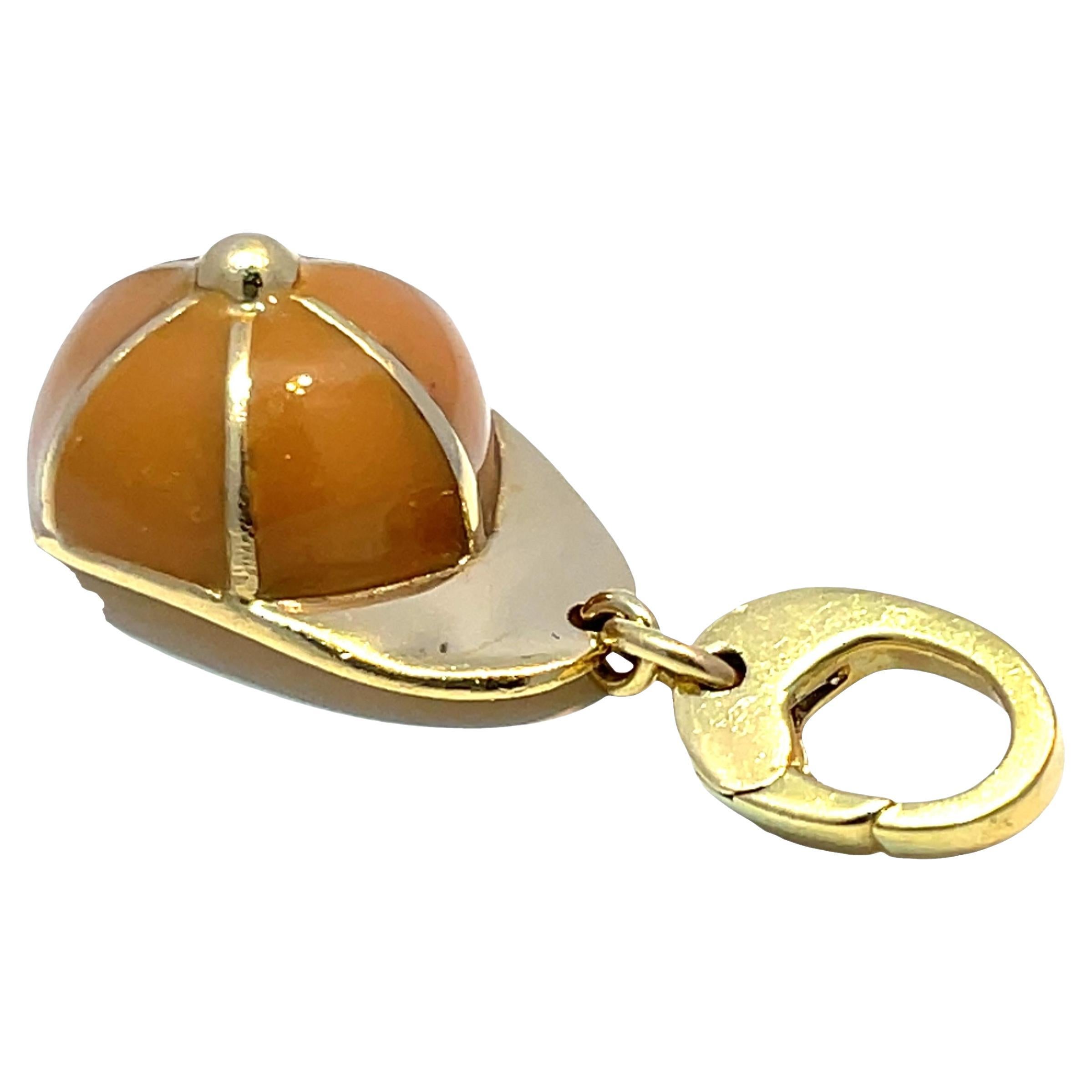 Gucci 18k Yellow Gold Enamel Hat Pendant For Sale