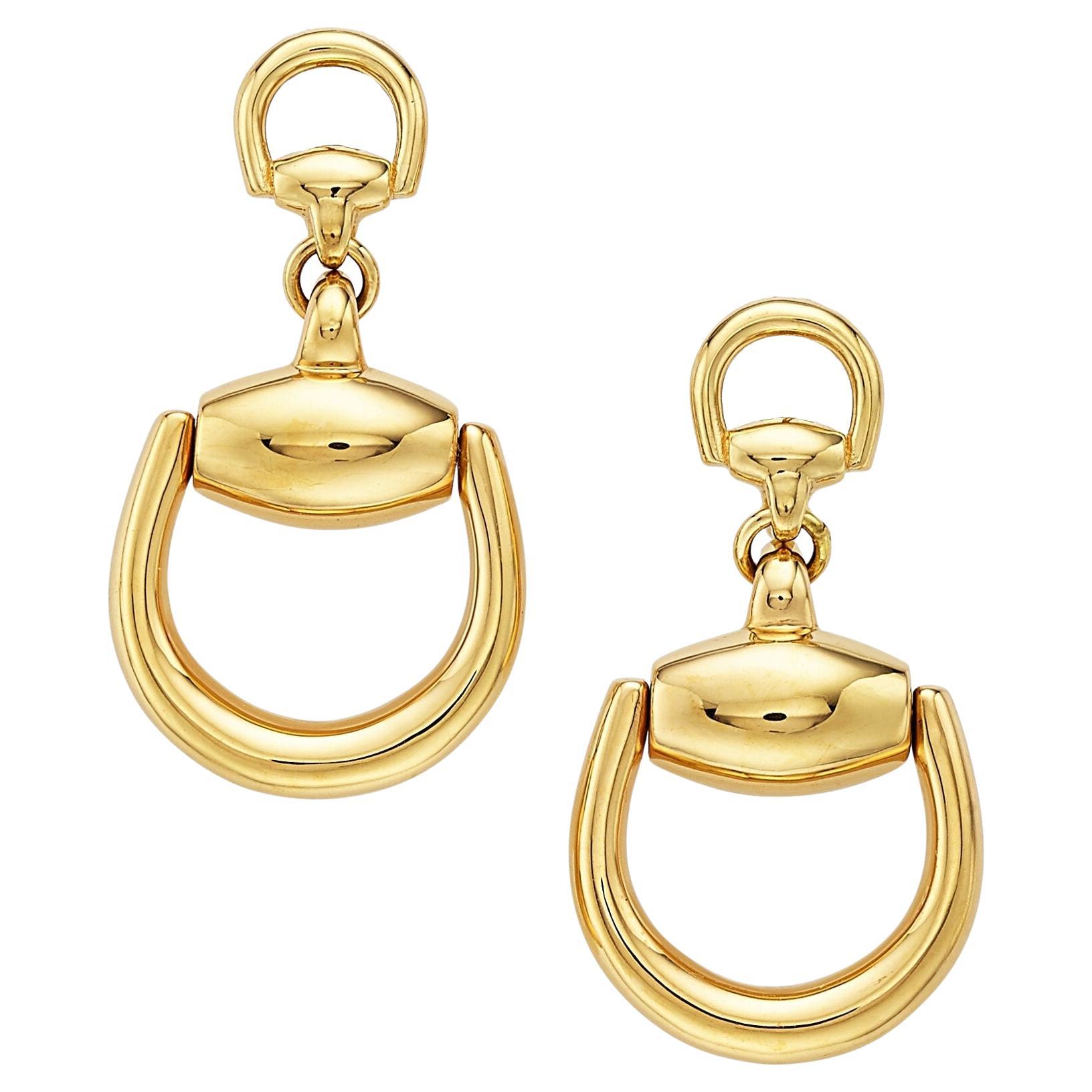Gucci 18k Yellow Gold Horsebit Drop Earrings, Leverback Closure For Sale