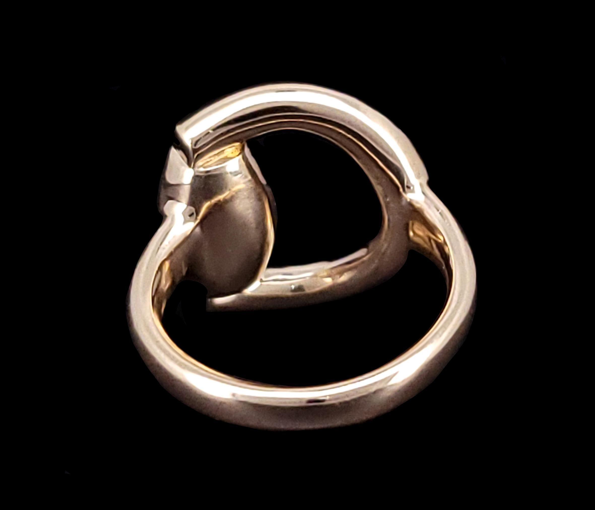 Gucci Anello con morsetto in oro giallo 18 carati In condizioni Nuovo in vendita a New York, NY