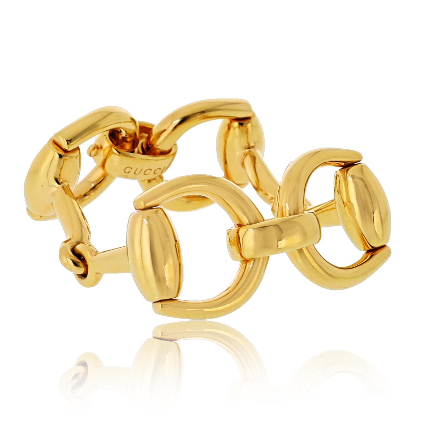 Modern Gucci 18K Yellow Gold Horsebit Vintage Large Link Bracelet For Sale