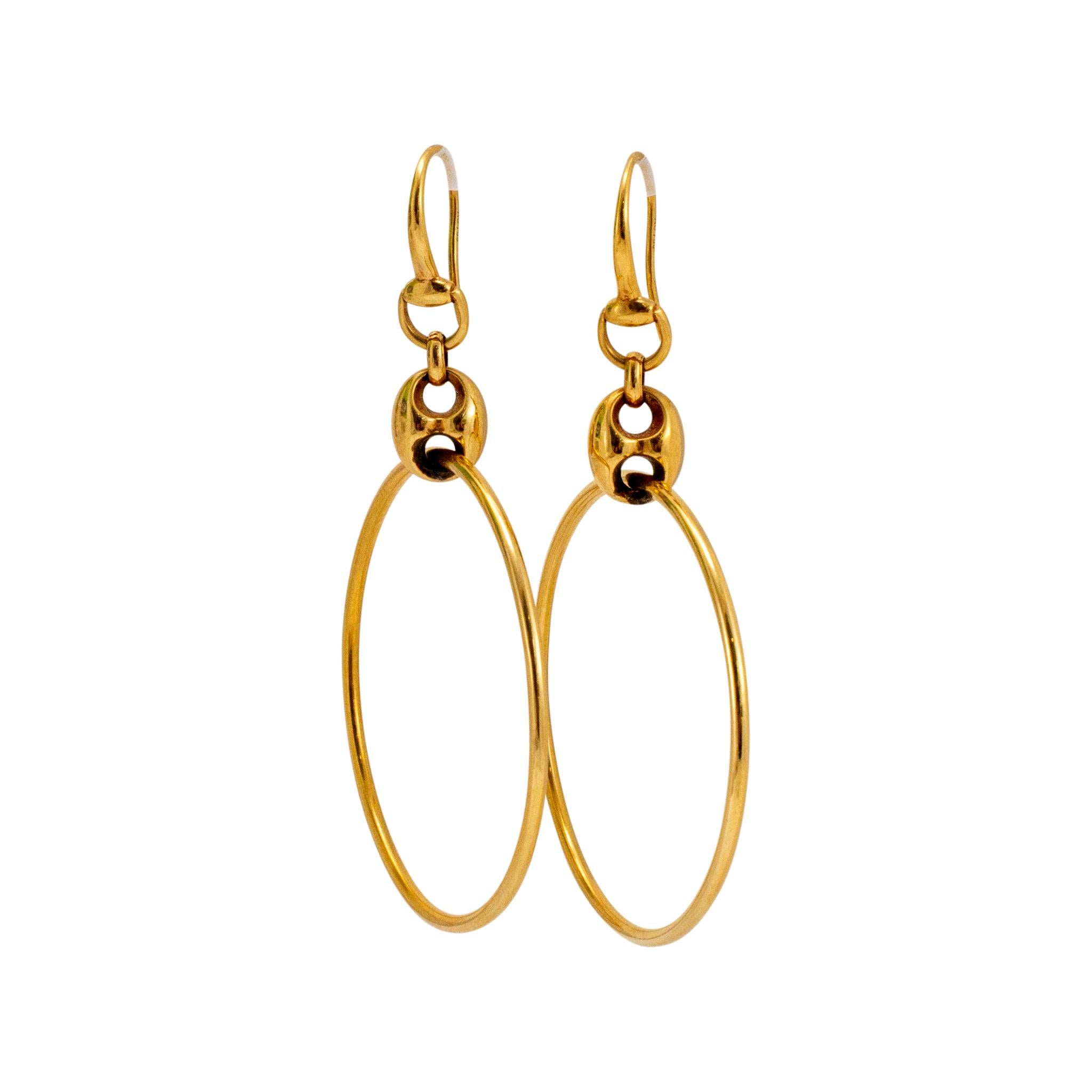 Gucci 18K Yellow Gold Marina Chain Hoop Dangle Earrings In Excellent Condition In Houston, TX