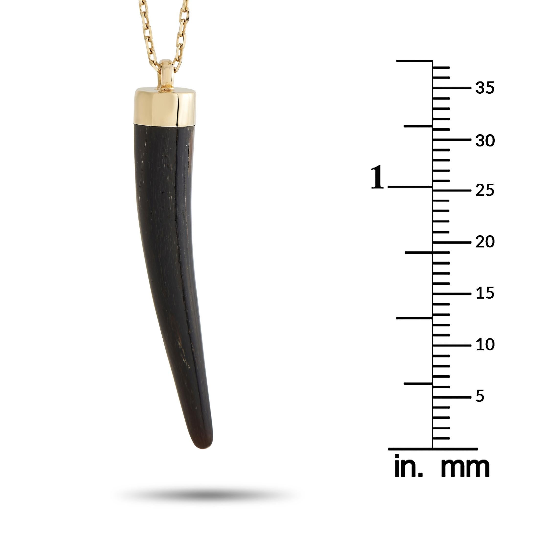 Gucci 18K Yellow Gold Onyx Italian Horn Necklace In Excellent Condition For Sale In Southampton, PA