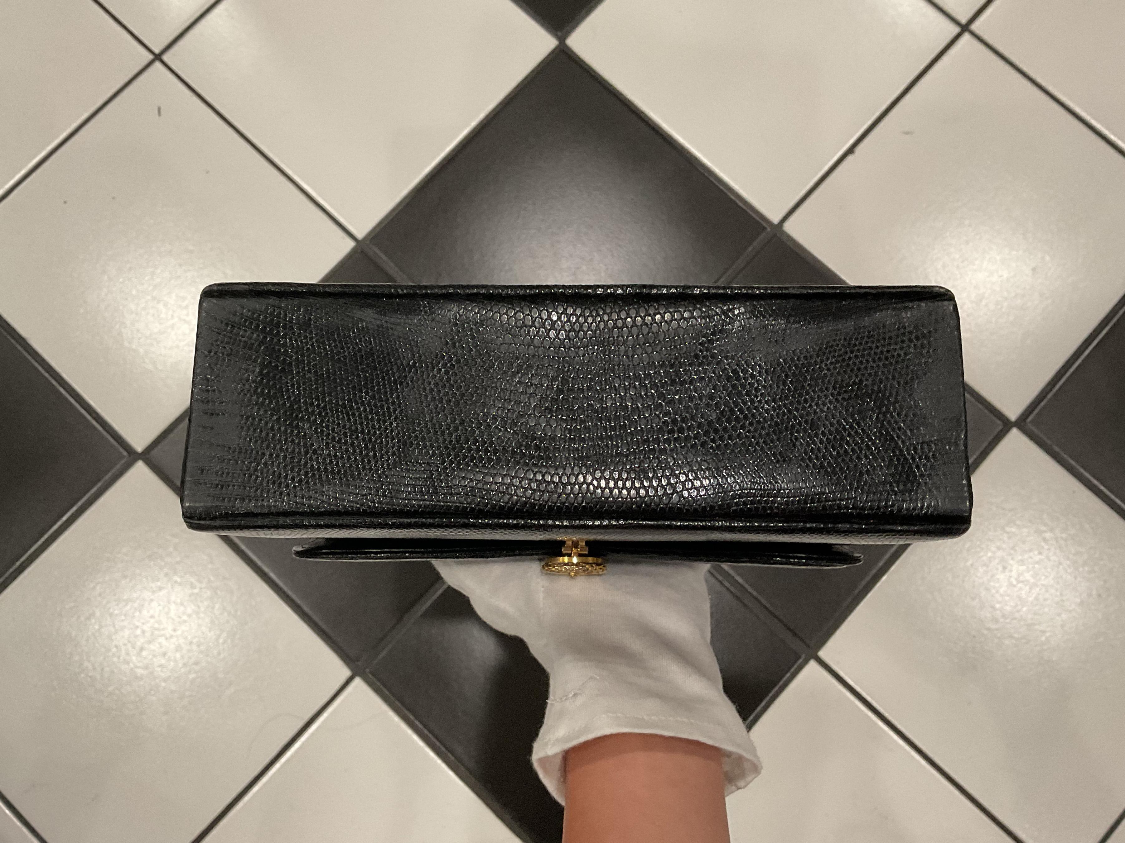 GUCCI 1960s Black Lizard Leather Handbag with Mini Wallet and Mirror For Sale 2