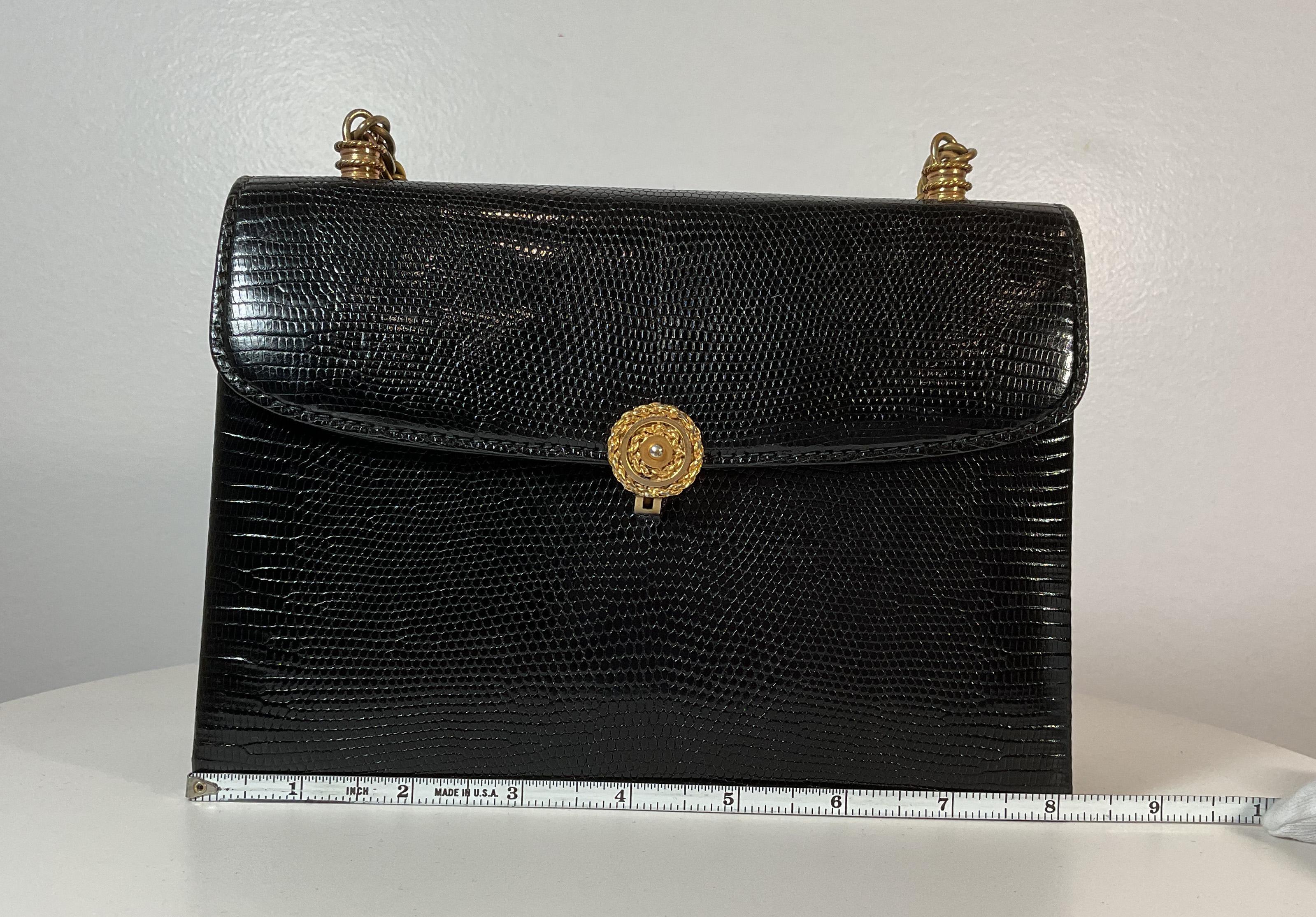 GUCCI 1960s Black Lizard Leather Handbag with Mini Wallet and Mirror In Excellent Condition For Sale In Los Angeles, CA
