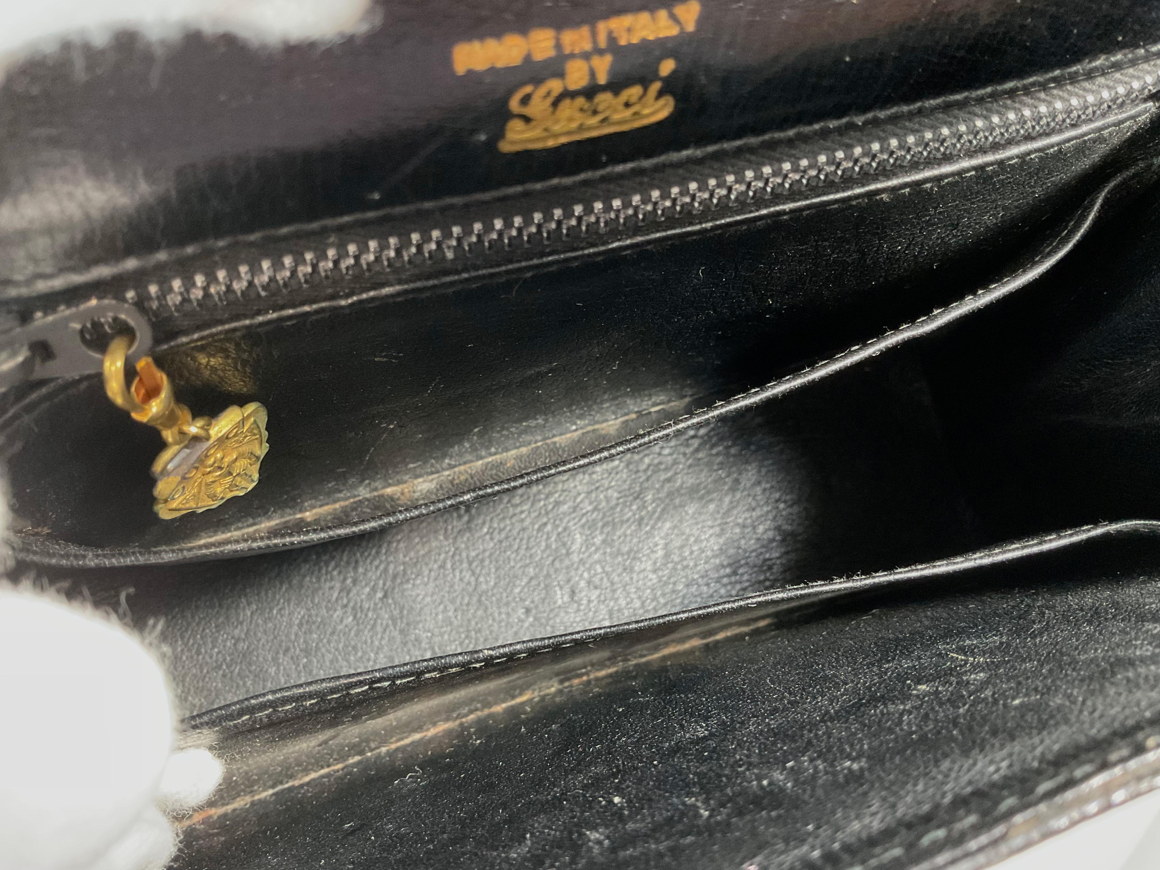 GUCCI 1960s Black Lizard Leather Handbag with Mini Wallet and Mirror For Sale 4