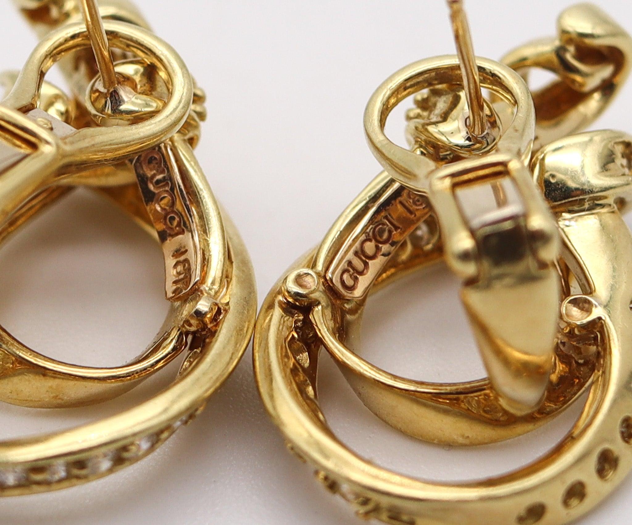 GUCCI 1970 Horse-Whip Clips Earrings In Solid In 18Kt Gold & 1.68 Ctw Diamonds In Excellent Condition For Sale In Miami, FL
