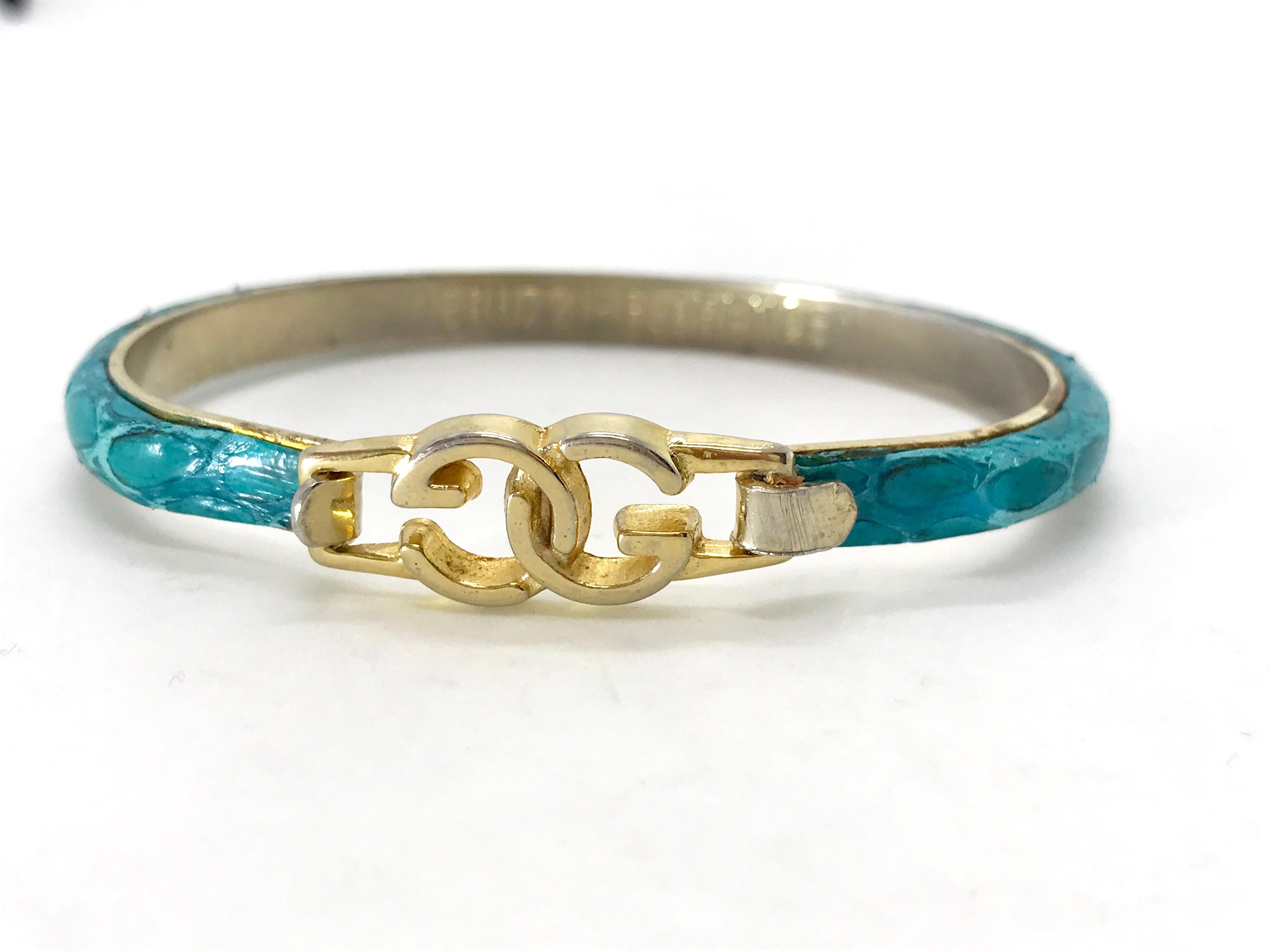 Gucci 1970s Vintage Bracelet Gold Plated and Teal Leather at 1stDibs