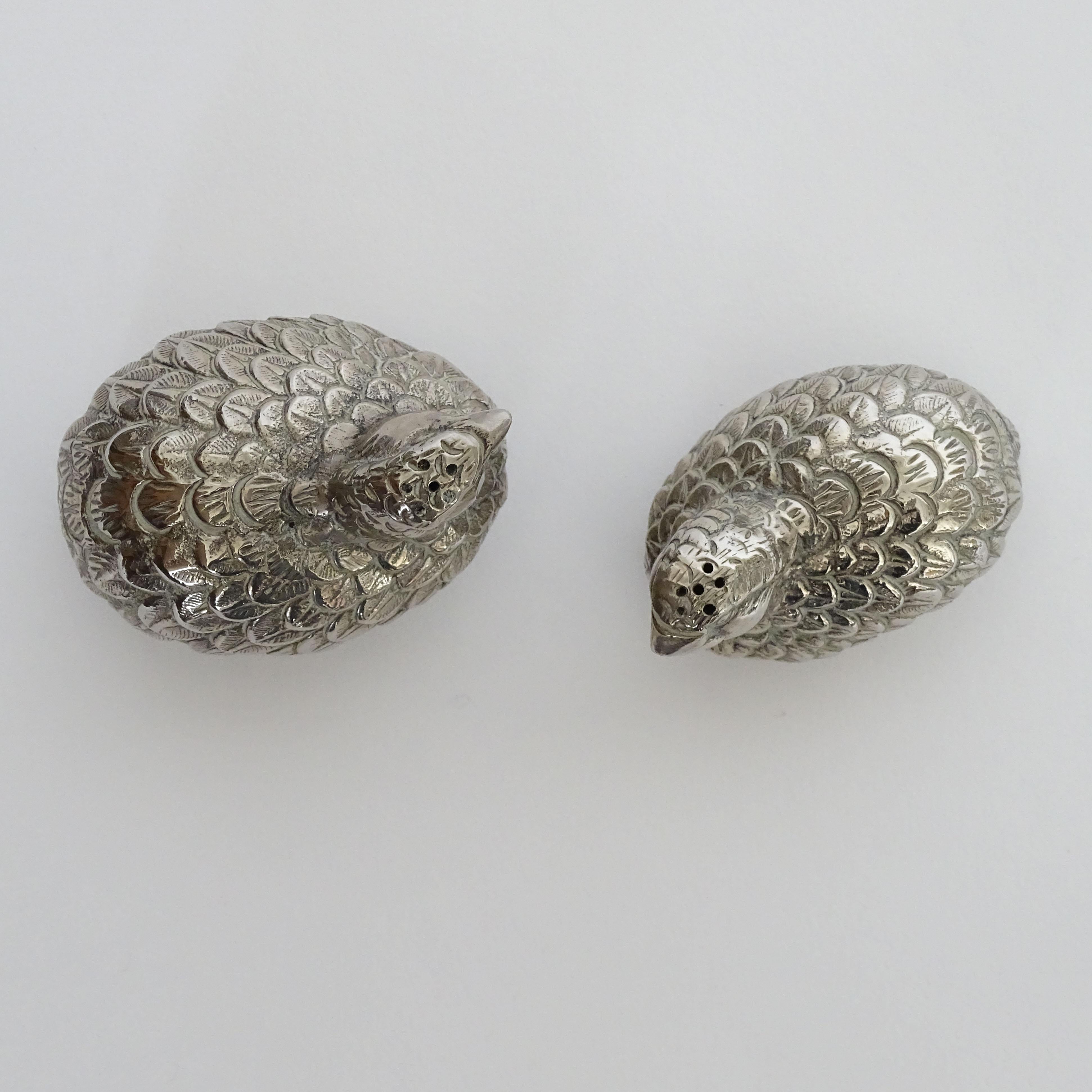 Salero y pimentero Gucci 1970s Quail.
Firmado Gucci Italia