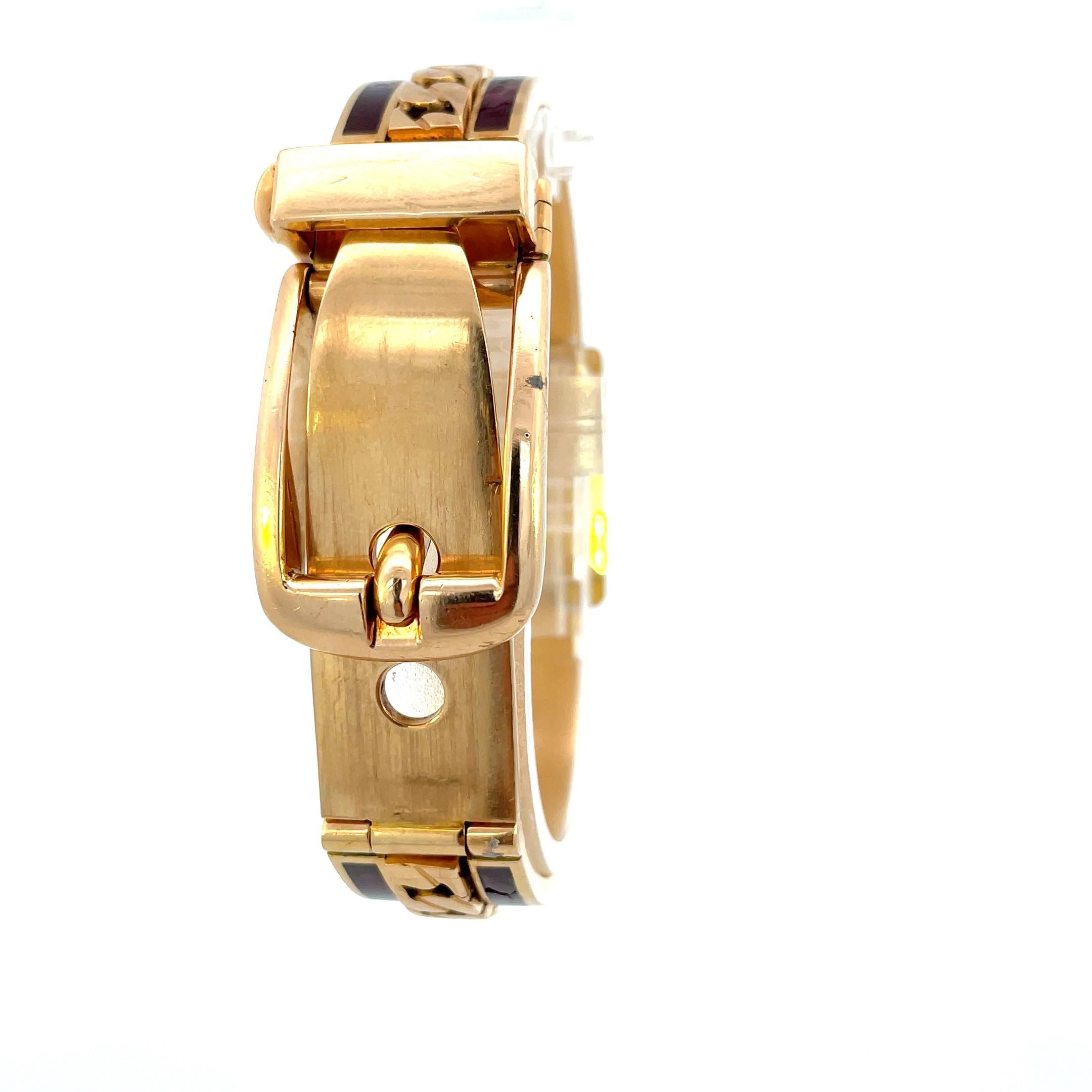 Modernist Gucci 1970s Rare Vintage Buckle Bracelet Watch 18kt Yellow Gold and Enamel