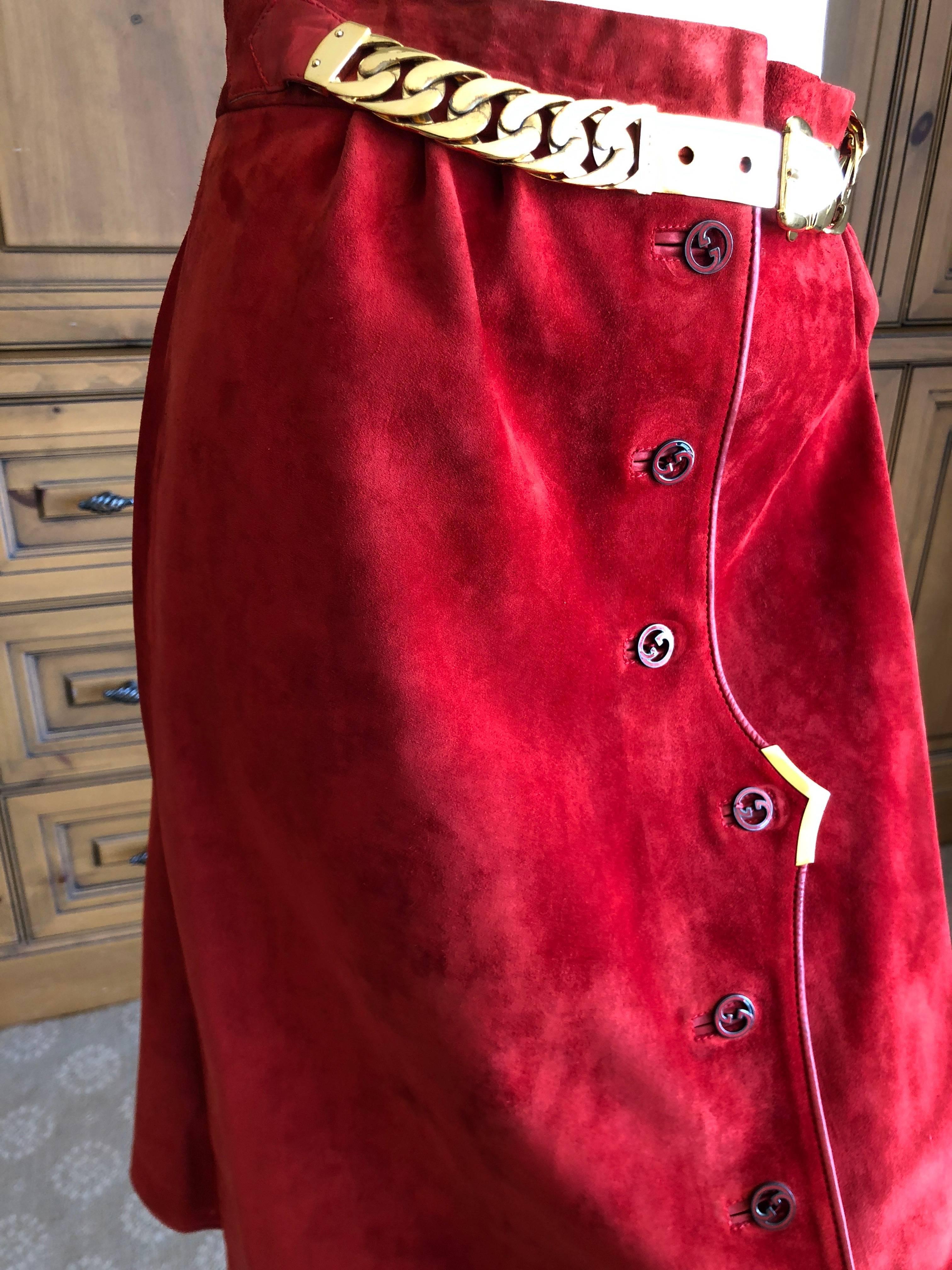  Gucci 1970's Red Leather Trim Suede Skirt with Chain Details and Big GG Buttons In Excellent Condition For Sale In Cloverdale, CA