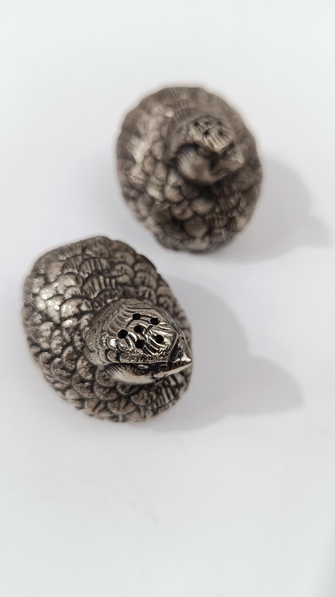 Shakers sale e pepe Gucci anni '70 / Figurine di quaglie placcate in argento in vendita 8