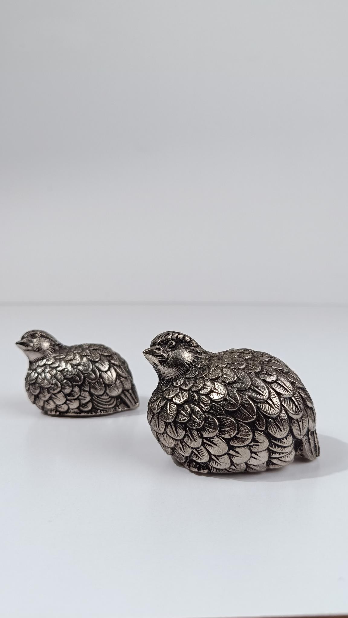 Shakers sale e pepe Gucci anni '70 / Figurine di quaglie placcate in argento in vendita 10