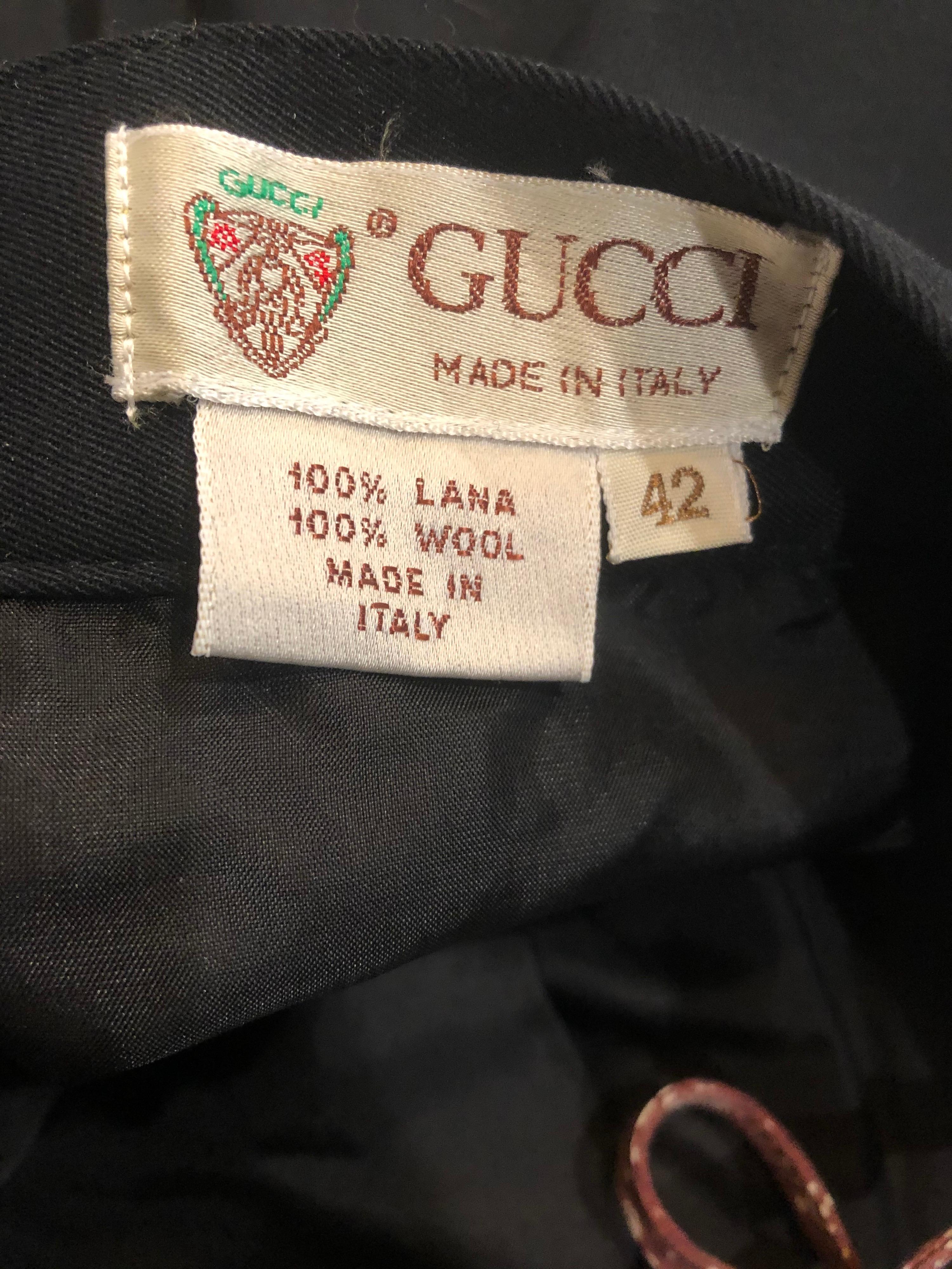 Noir Gucci 1970 Taille 42 / US 6 Jupe midi plissée en gabardine de laine noire vintage des années 70 en vente