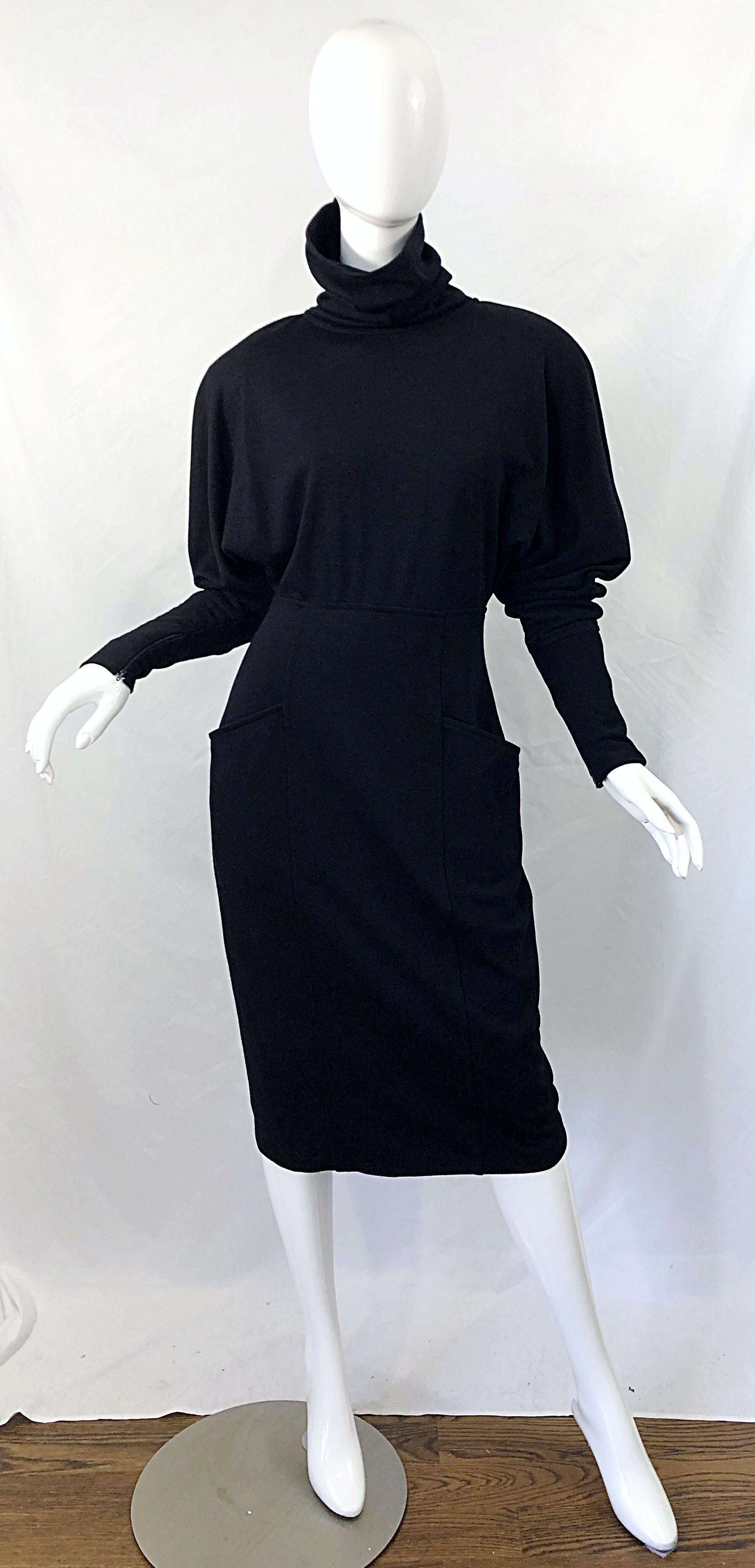 Gucci 1980s Avant Garde Black Size 42 Wool Vintage 80s Turtleneck Sweater Dress For Sale 6