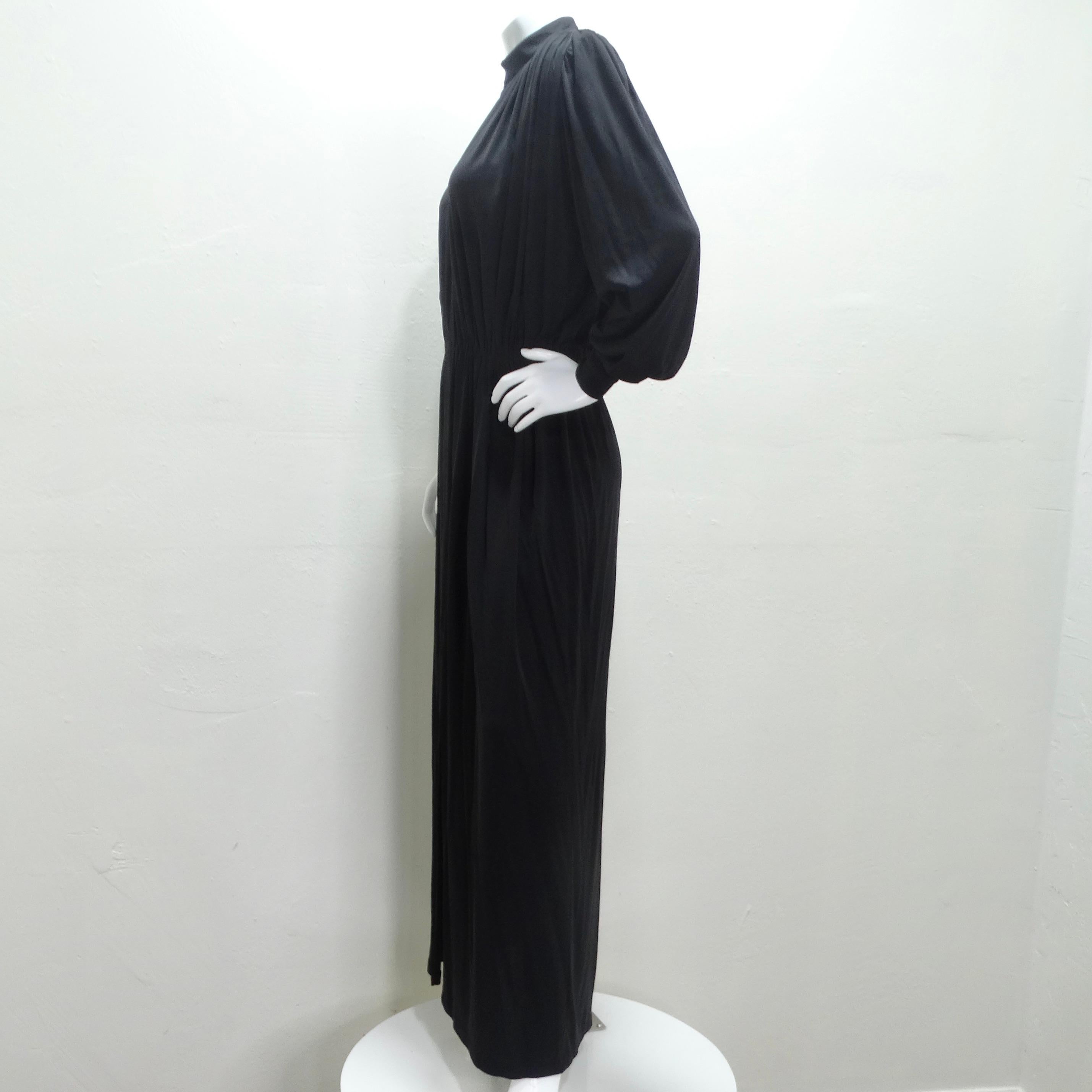 Robe à manches longues en soie noire Gucci, années 1980 en vente 3