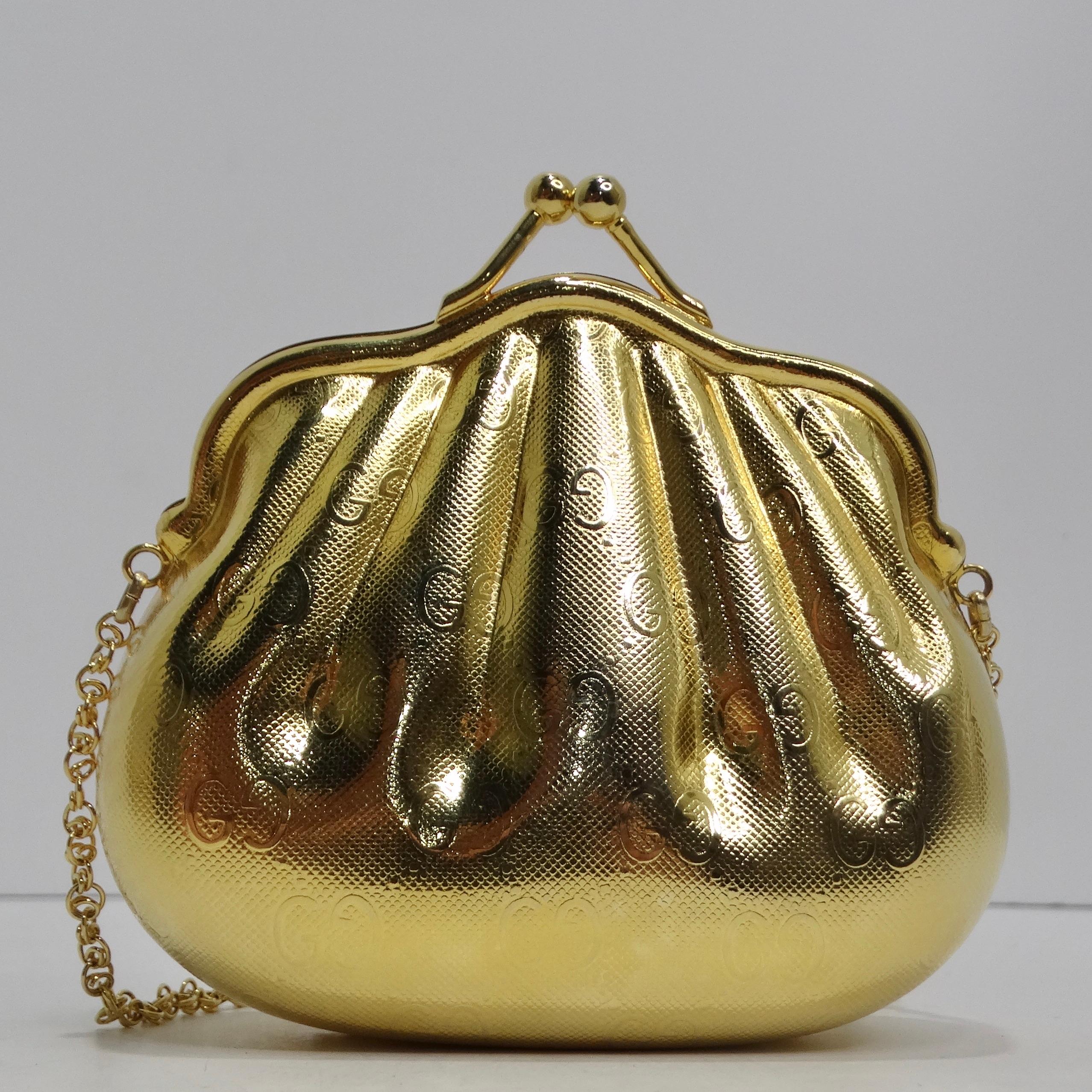 Women's or Men's Gucci 1980s Gold Tone Metal Shell Minaudière Evening Bag For Sale