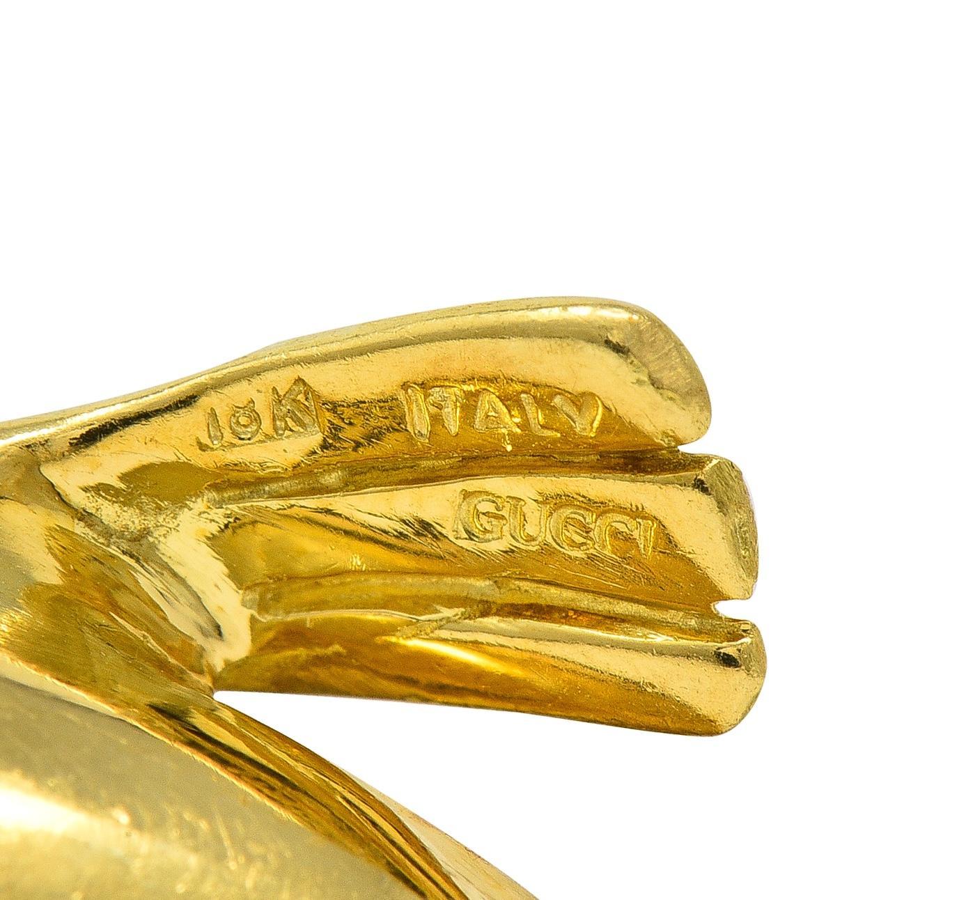 Women's Gucci 1980's Sapphire 18 Karat Two-Tone Gold Vintage Seal Animal Pendant For Sale