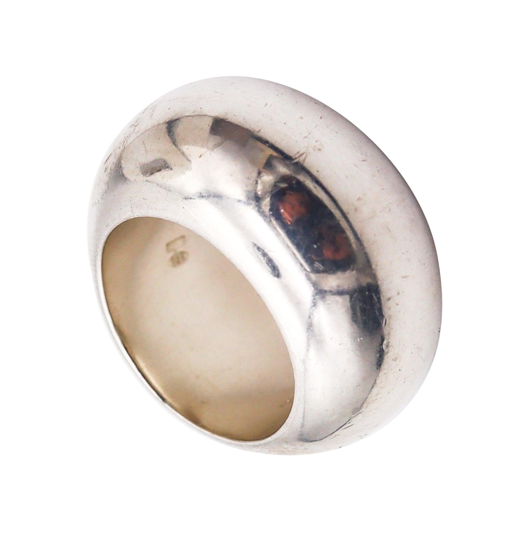 Is Gucci jewelry real silver?