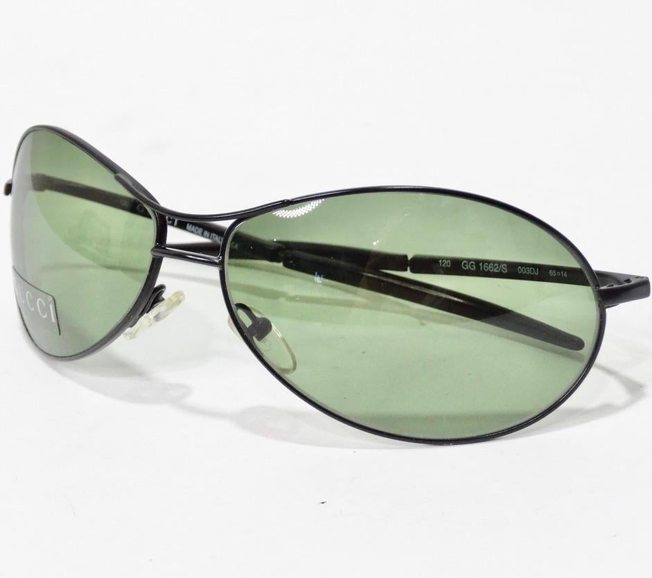 Gucci 1990s Black/Green Lense Sunglasses For Sale 7