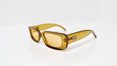 Lunettes de soleil Gucci 1990 GG2409 jaune translucide teinté à monture rectangulaire